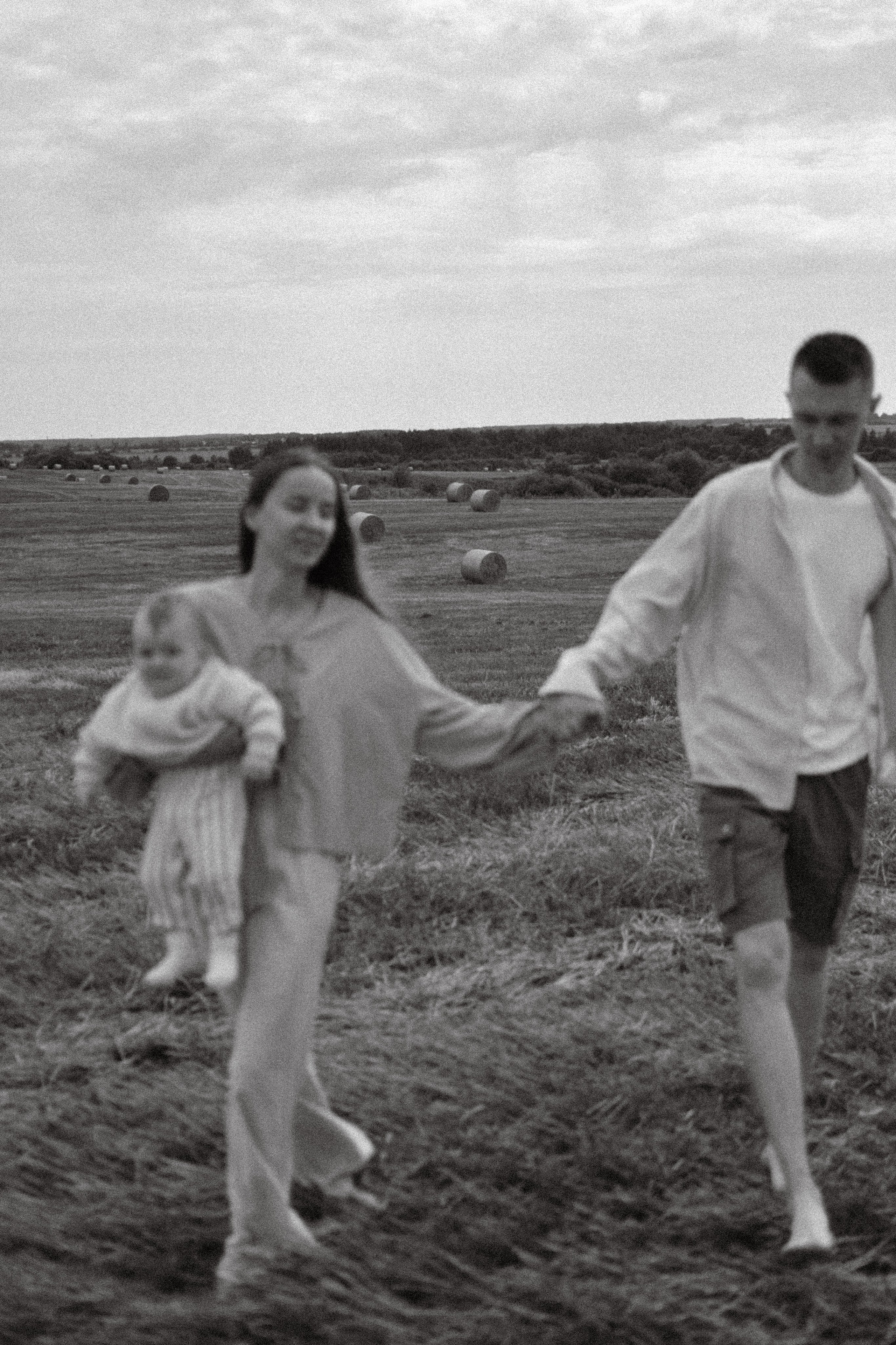 Семейная серия в поле. Alenasokolowa.ru