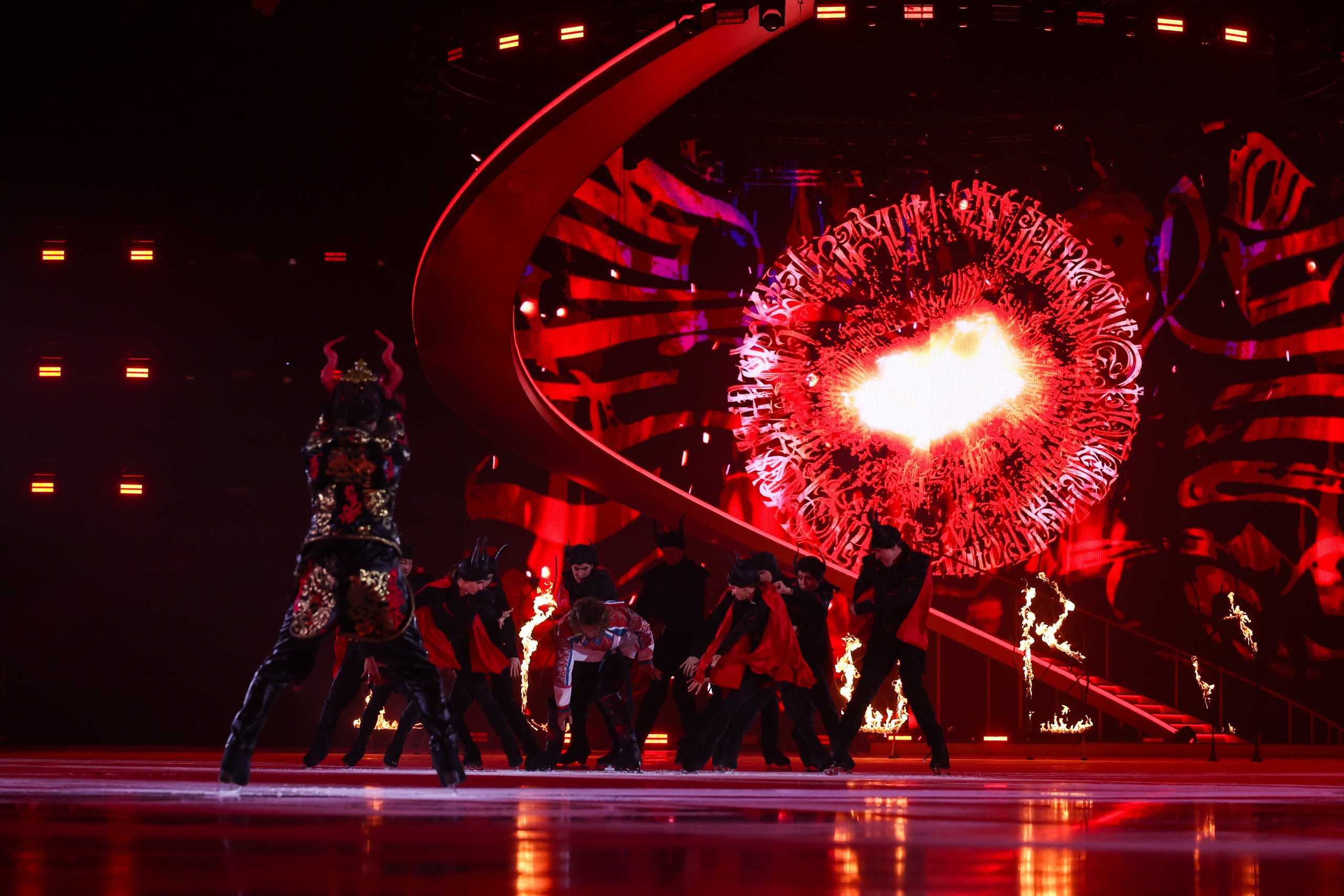 «Больше чем шоу» 14.11.2025. Спортивный и репортажный фотограф Антон Тереханов
