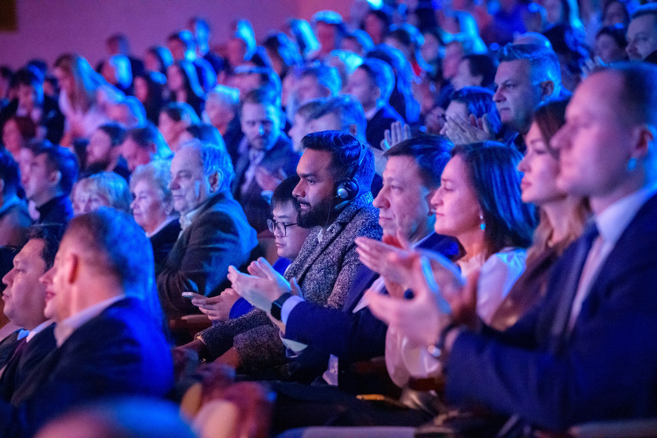 XXIII Международный фестиваль кинематографических дебютов «Дух огня». Фотограф в Ханты-Мансийске Евгений Жуланов