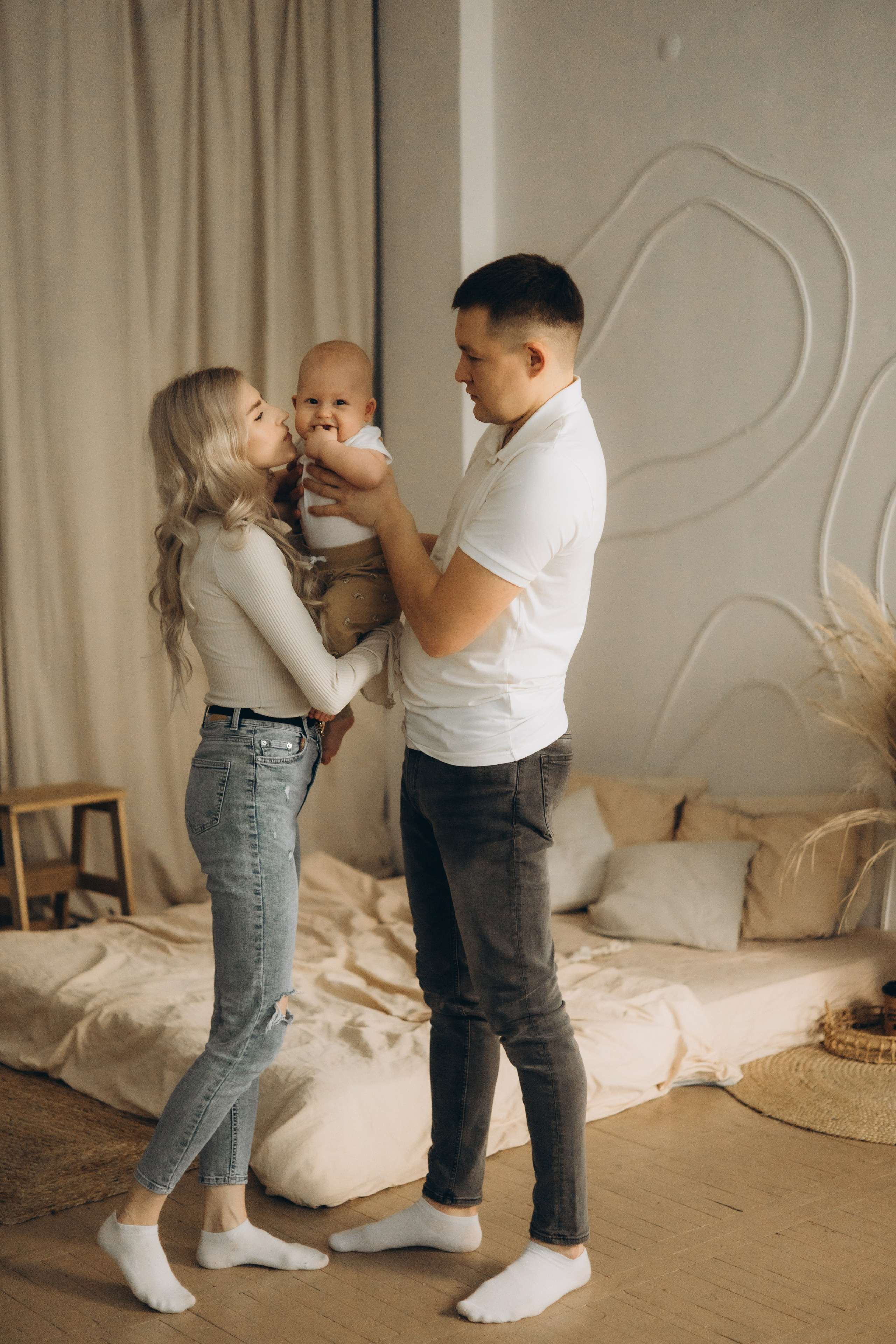 Семейная фотосессия с малышом. Семейный фотограф в Ижевске Даша Денисова