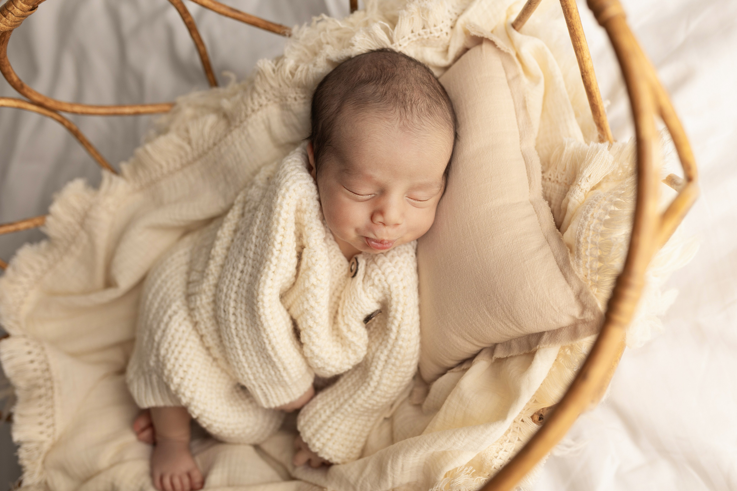 Адам. Лилия Алтухова — фотограф новорожденных в Москве и области