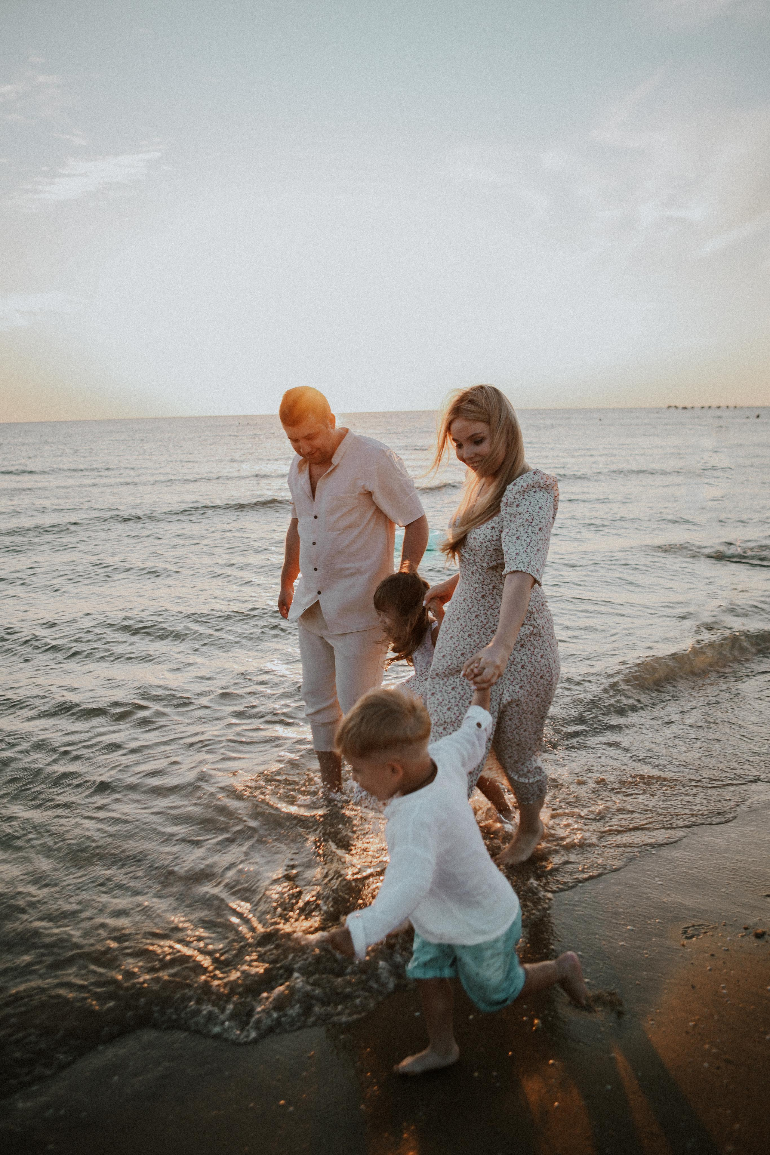 Святослав, Маша, Тая и Миша. Семейный фотограф в Новороссийске и Анапе Александра Яковлева