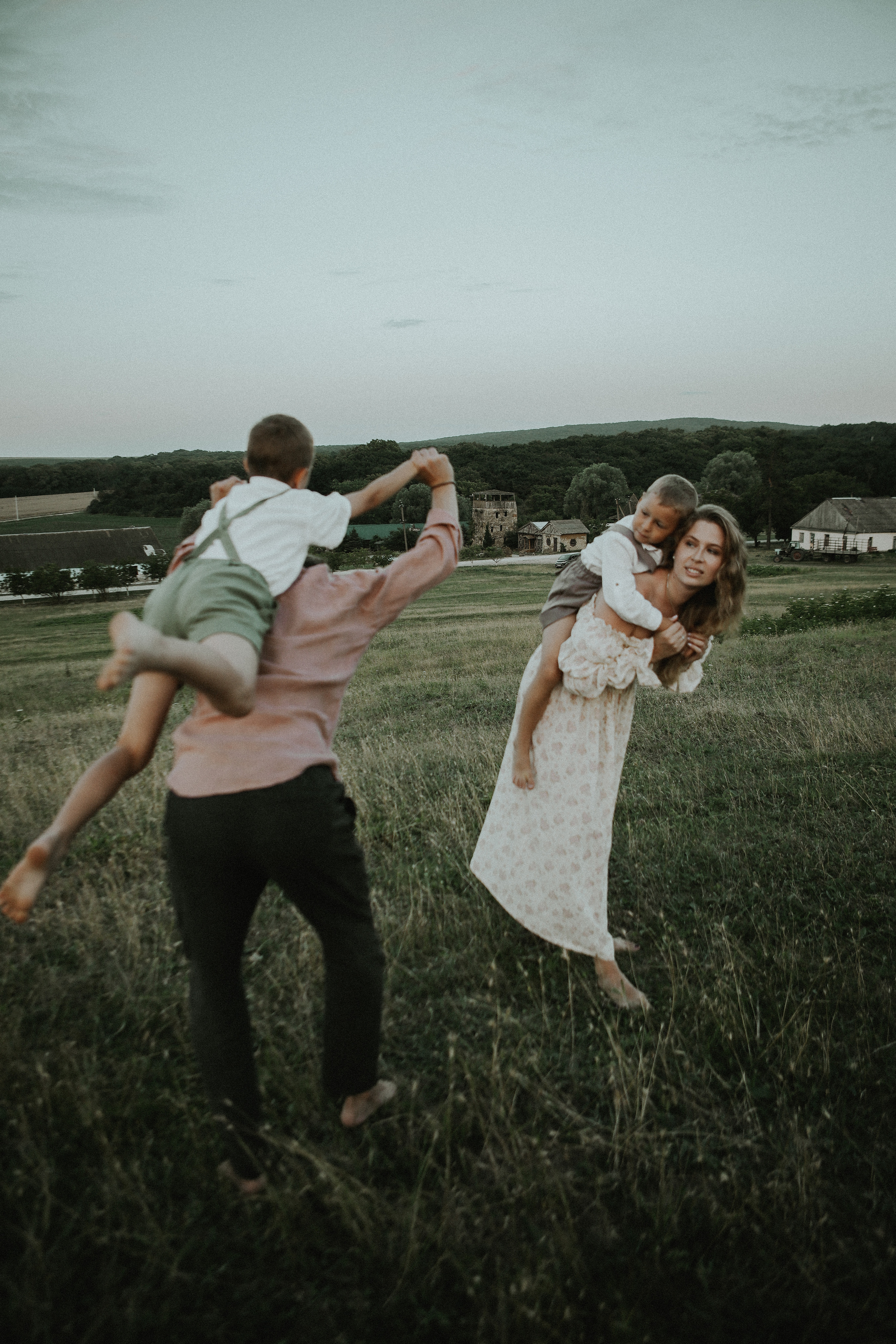 Стас, Аня, Ваня и Федя. Семейный фотограф в Новороссийске и Анапе Александра Яковлева