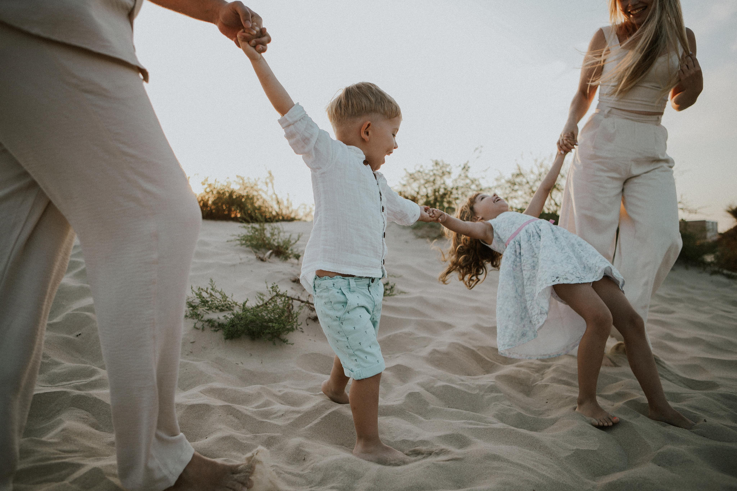 Святослав, Маша, Тая и Миша. Семейный фотограф в Новороссийске и Анапе Александра Яковлева