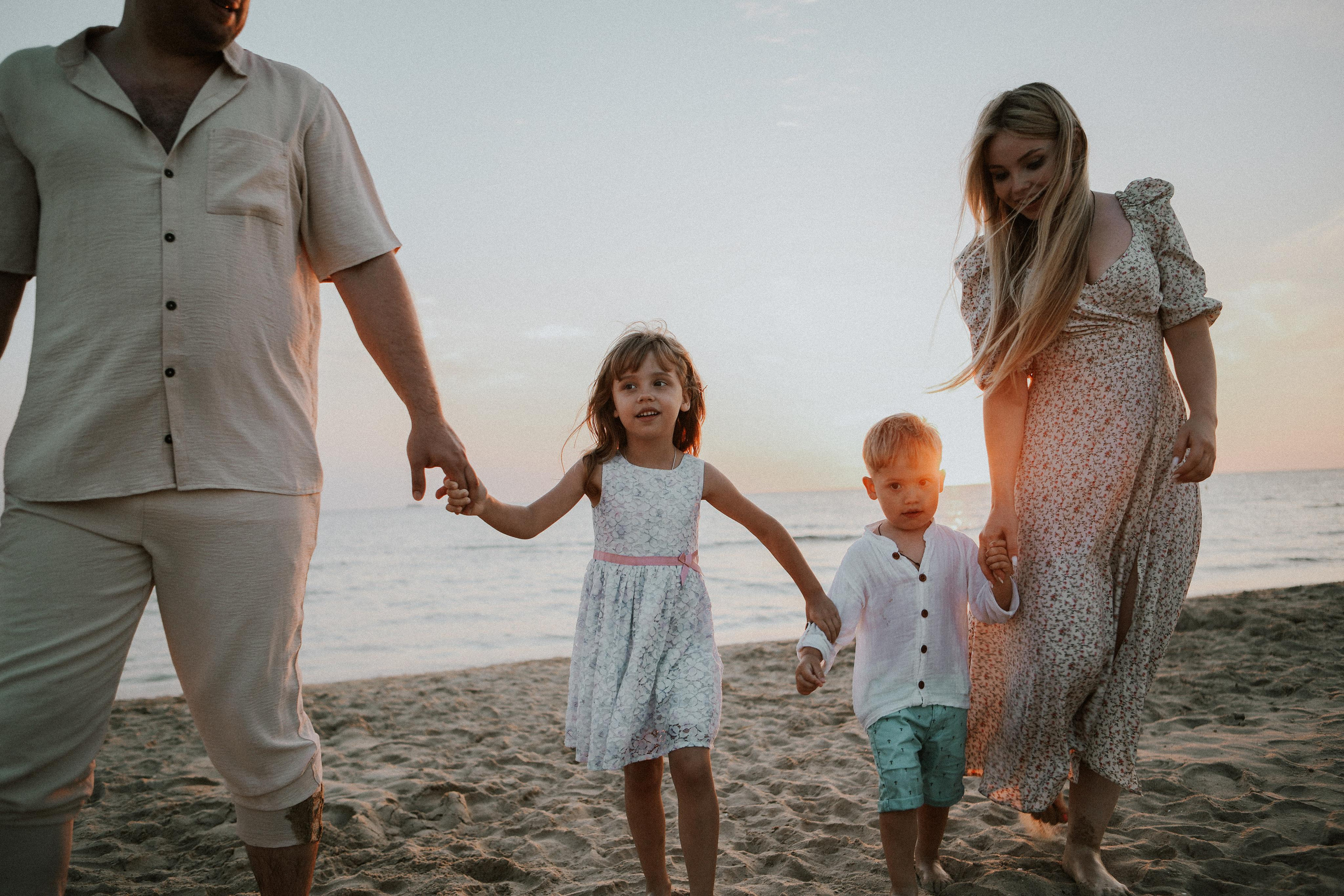 Святослав, Маша, Тая и Миша. Семейный фотограф в Новороссийске и Анапе Александра Яковлева