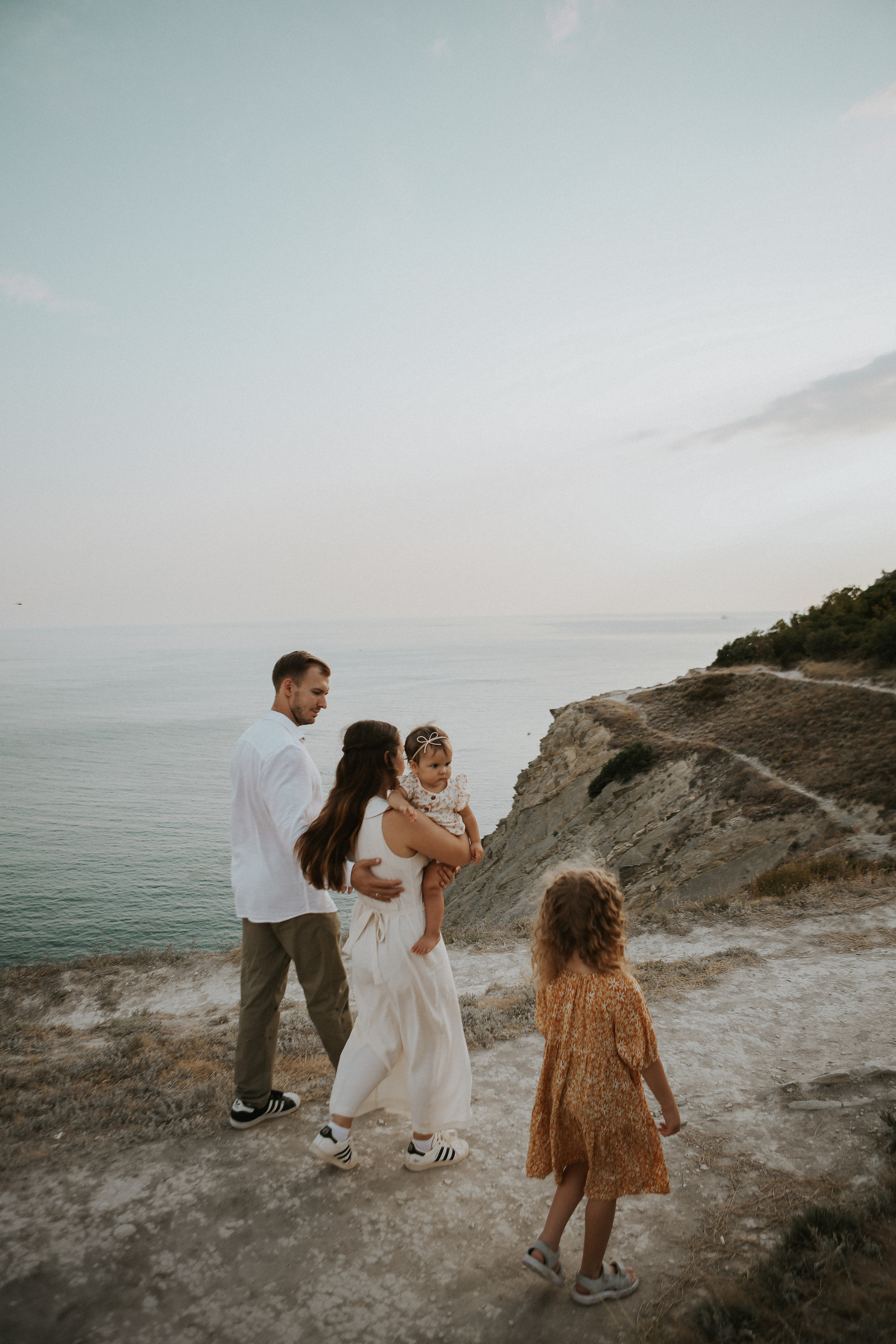 Максим, Маша, Вера и Люба. Семейный фотограф в Новороссийске и Анапе Александра Яковлева