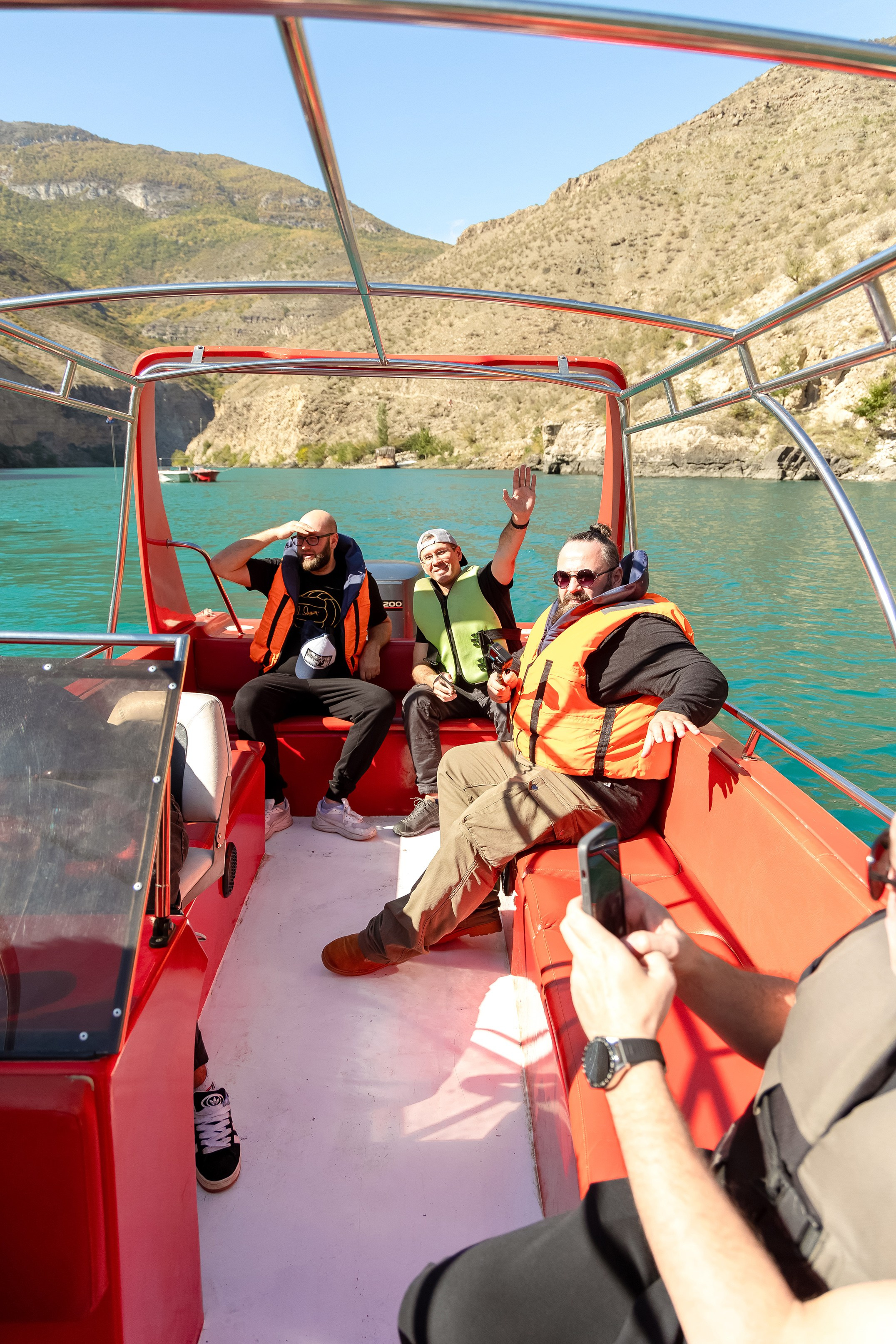 Выездное фотосопровождение туристов. Свадебный и семейный фотограф в Каспийске Алёна Нурмагомедова