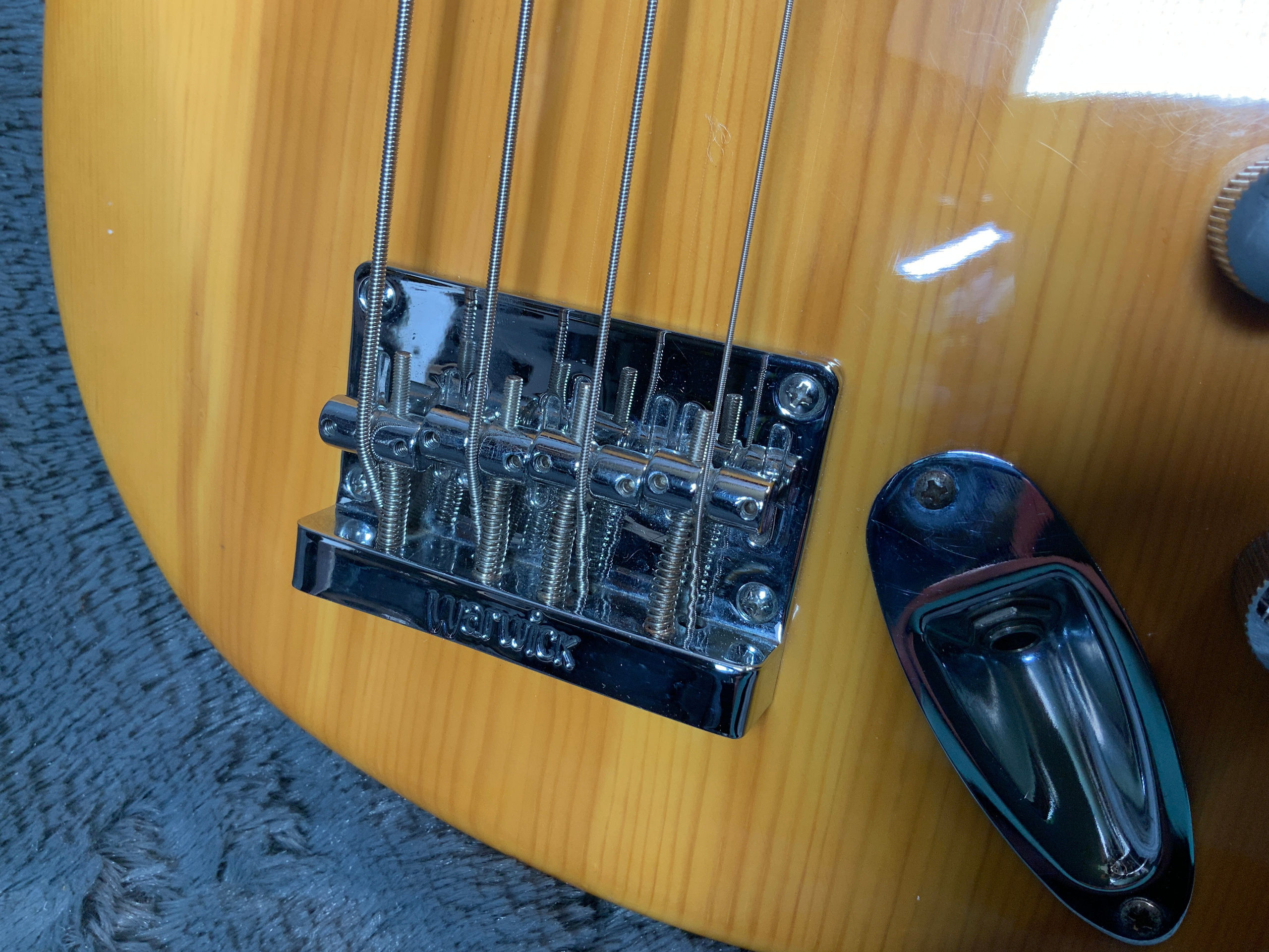 Rock Bass Streamer by Warwick