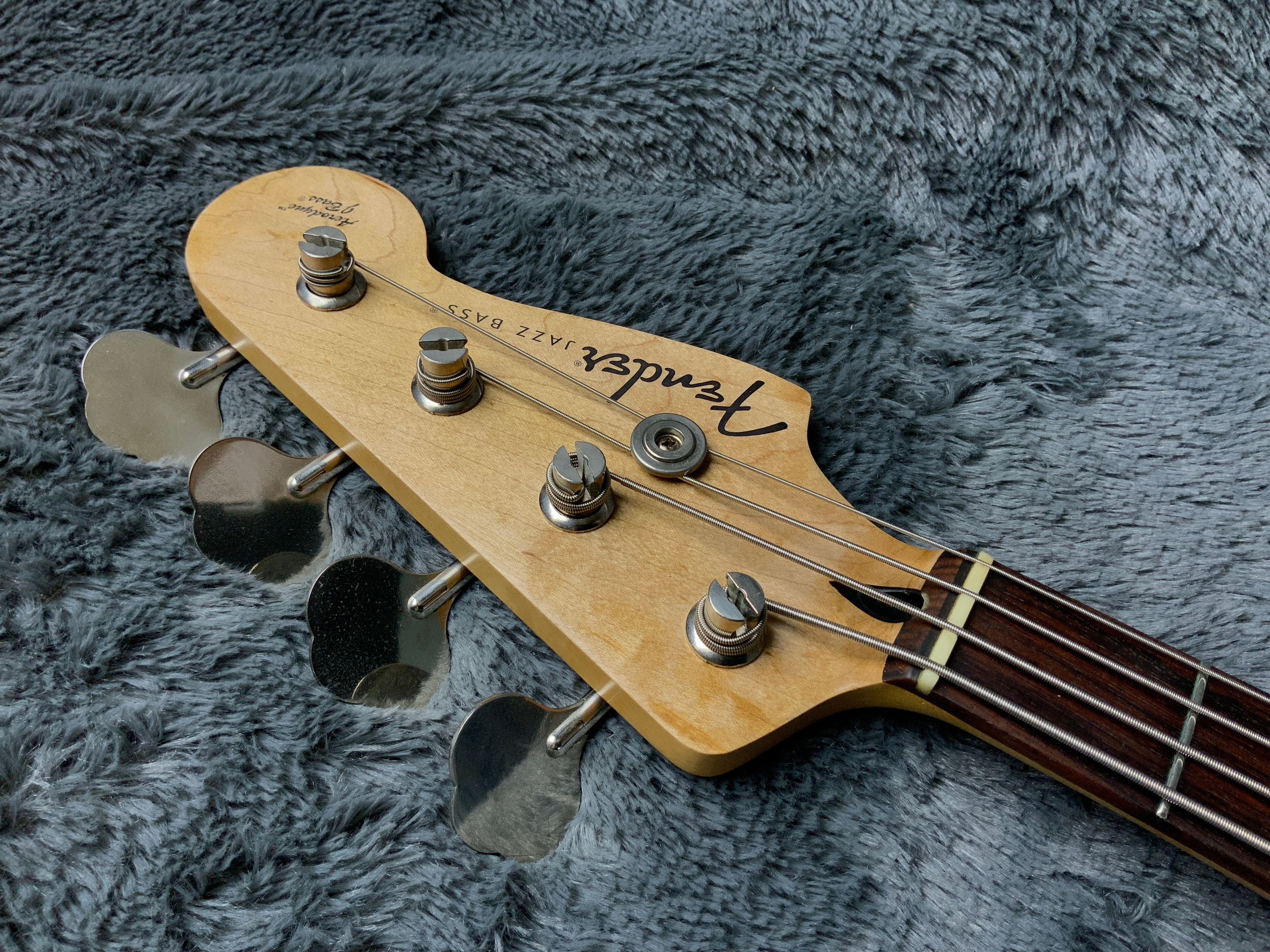Fender Aerodyne Jazz Bass