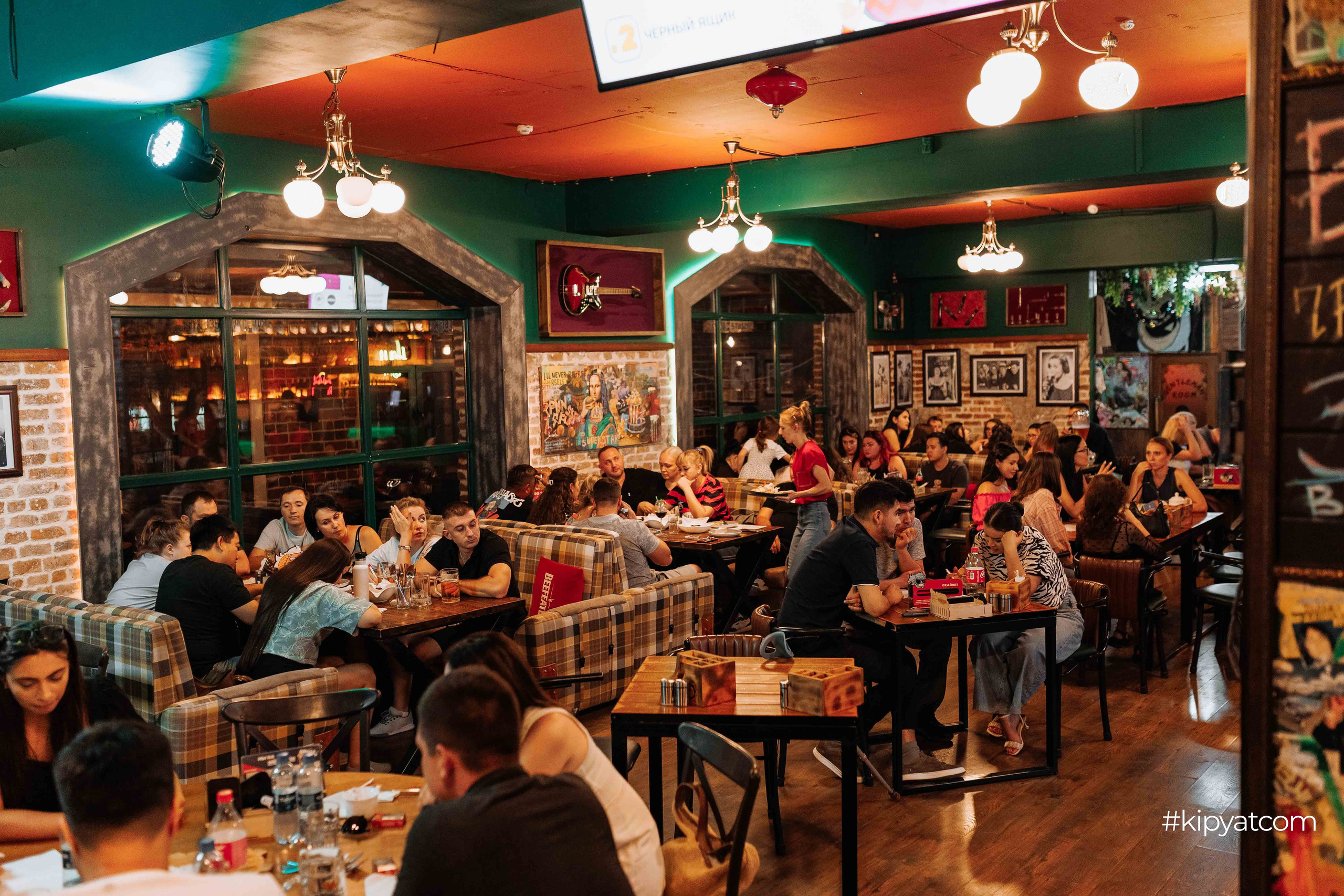 Эйнштейн Party