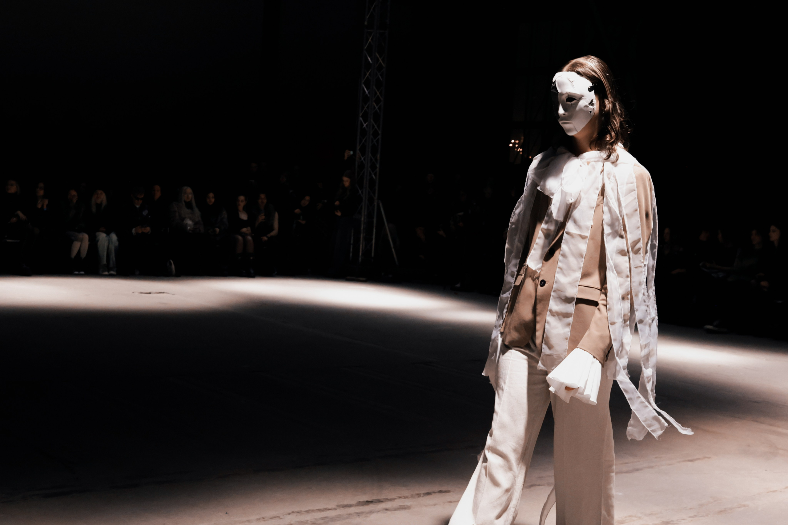 AUXI HAOS`25. Fashion Фотограф в СПб Yana Kochkina