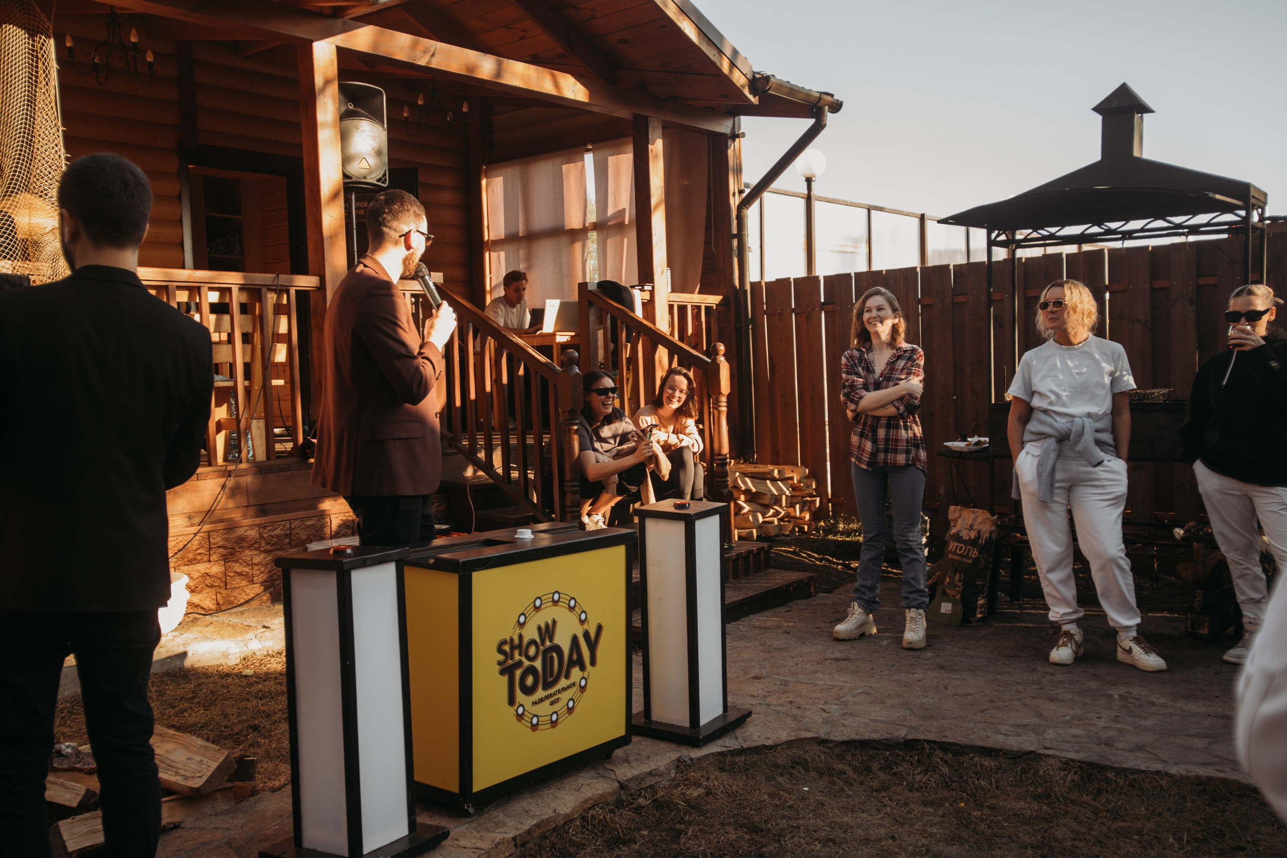 Корпоратив Muza_Arts. Венера Гайн. Репортажный фотограф  Тюмень. Обучение фотографии с 0