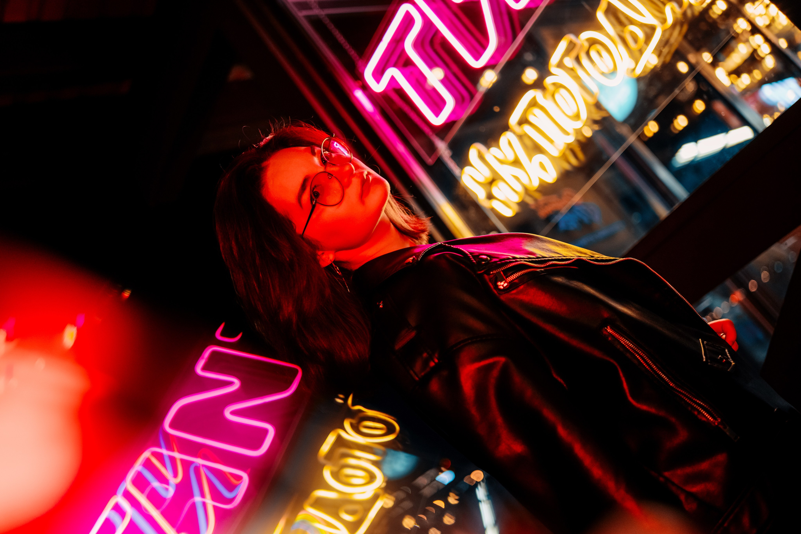 Юля | Палитра неоновых огней. Felixtones