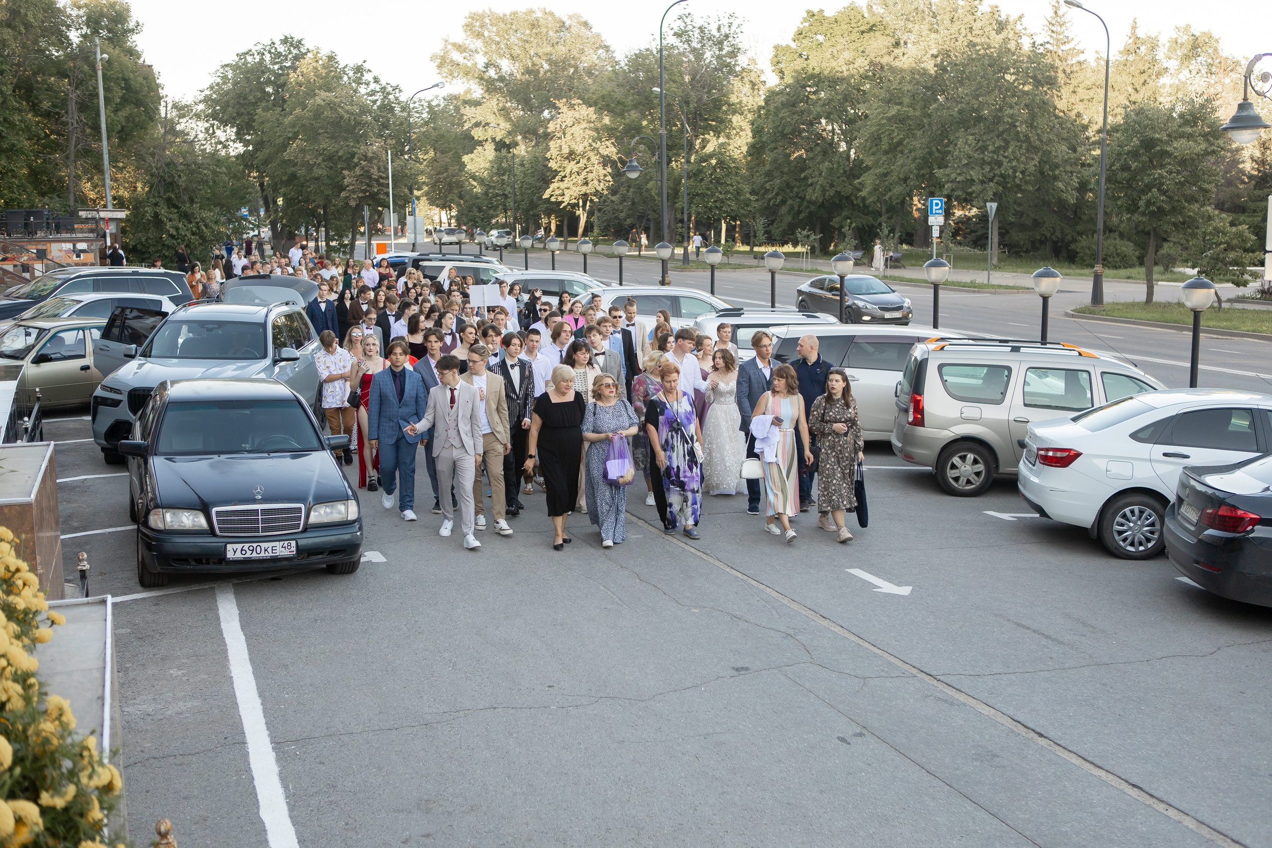 Выпускной Гимназия 12 2024 г. Свадебный и портретный Фотограф в Липецке Дмитрий Котюков