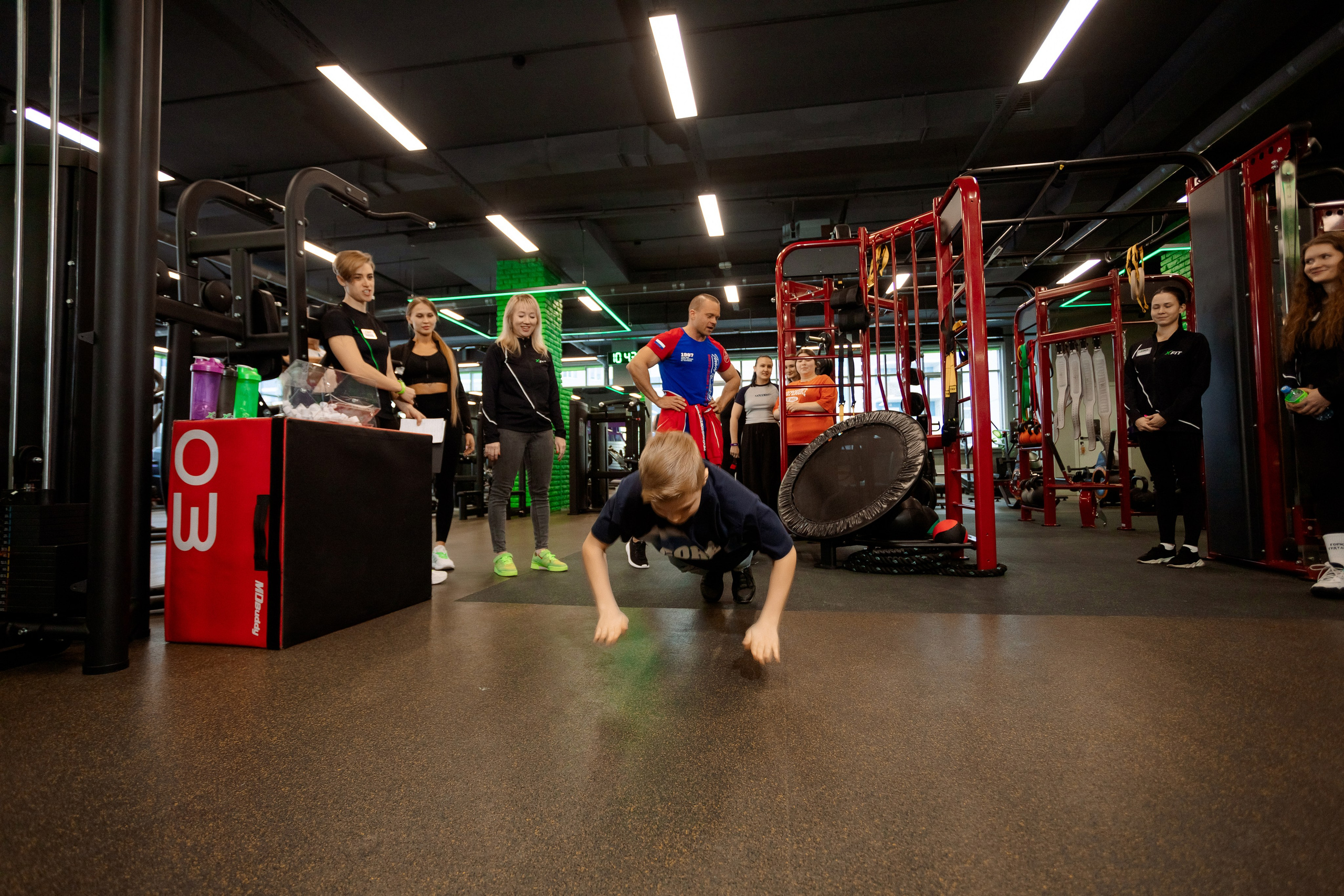 РЕПОРТАЖ: ФИТНЕСС-КЛУБ X-FIT. Профессиональный фотограф в Ижевске Леша Петров