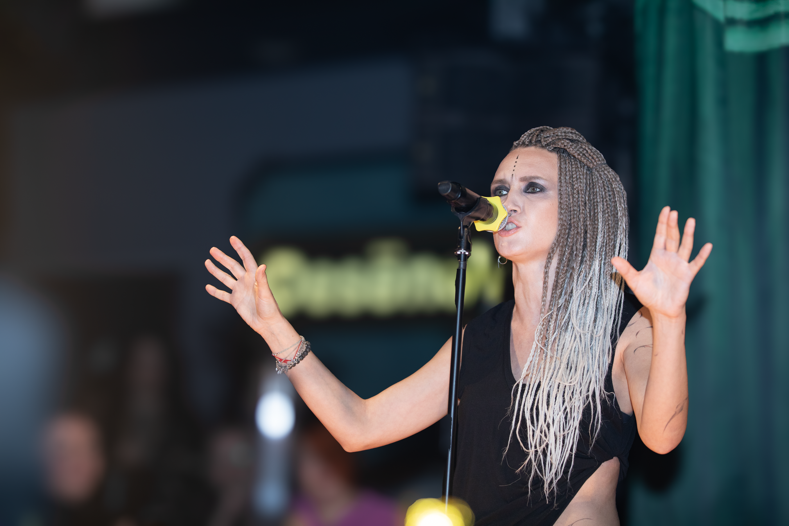 Фотосъемка Вашего мероприятия. Фотограф портретист в Троицке и Москве Иван Парусиди