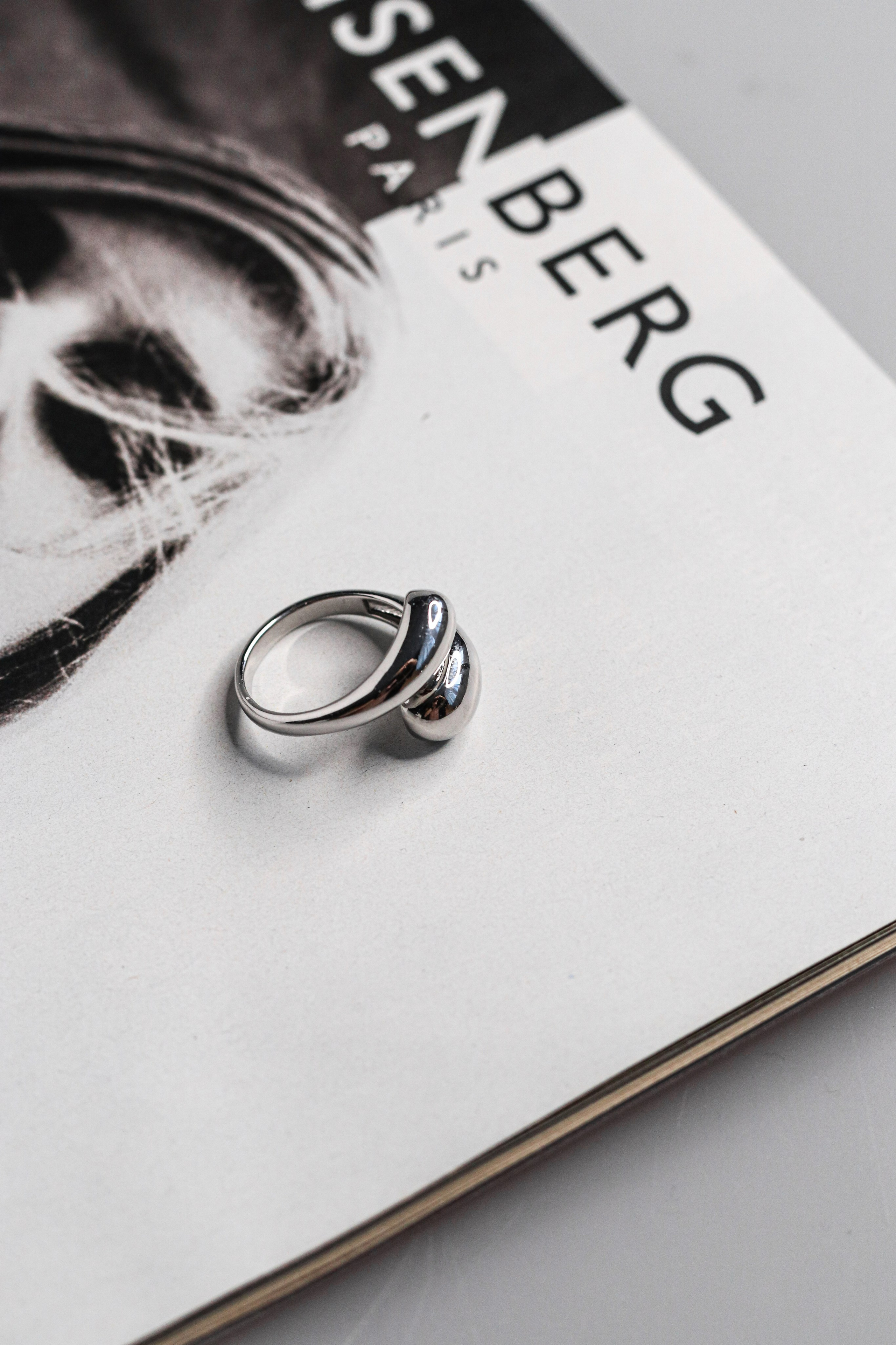 «Алена Колесник» магазин уникальных украшений. Контент фотограф Дмитрий Борисов