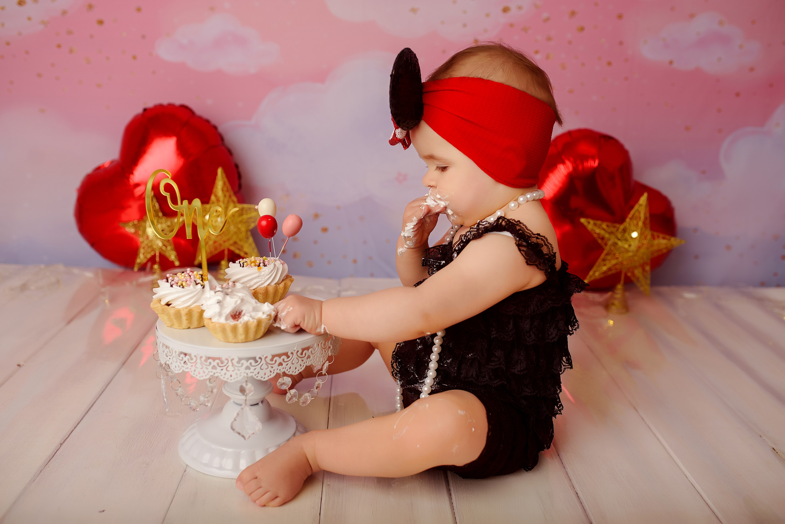 Крушение тортика. Фотограф беременности и новорожденных в Рязани