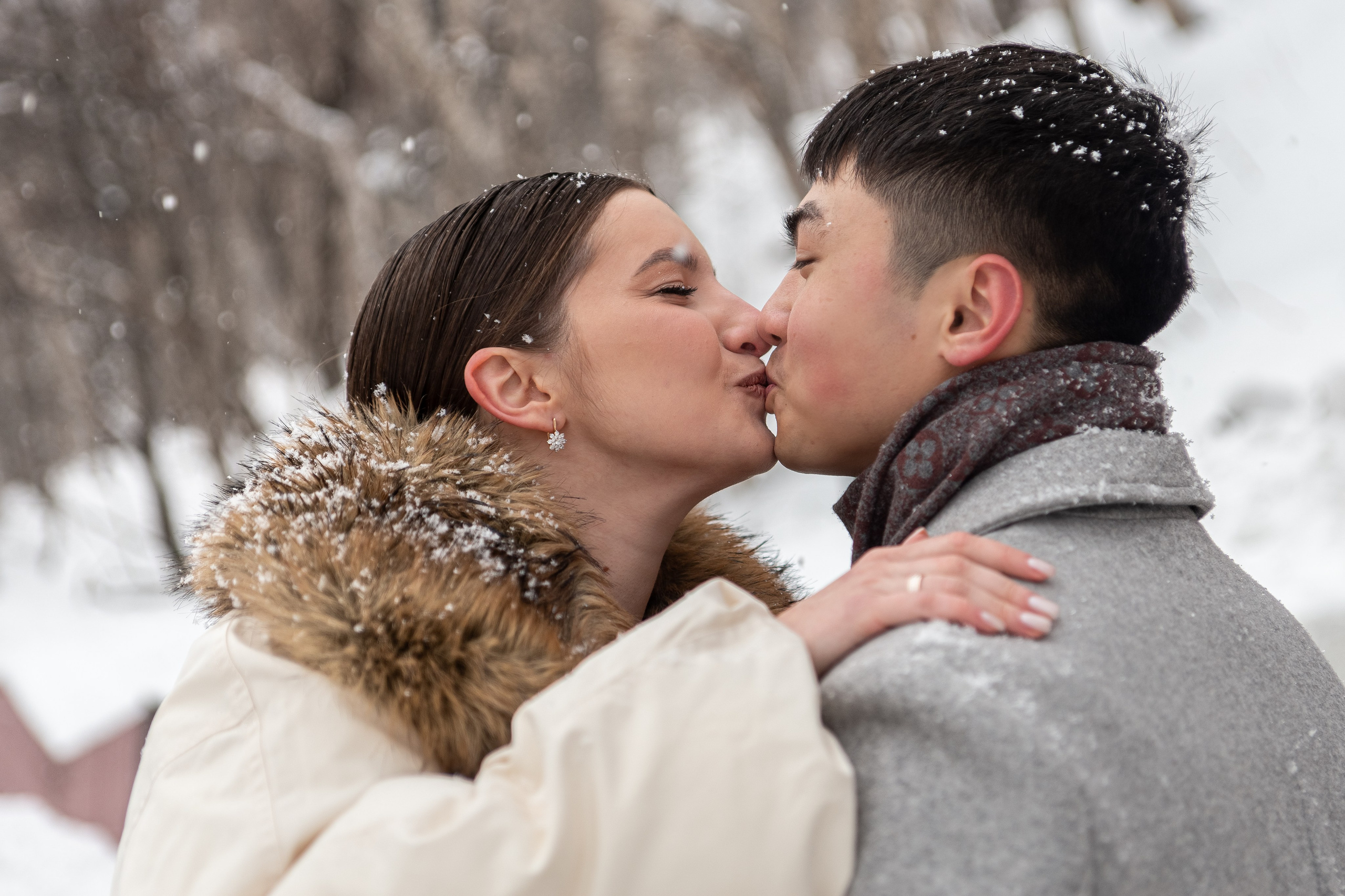 Артём и Лера 2025.12.25. Фотограф на Камчатке Анна Моргачёва. Семейные и детские съёмки
