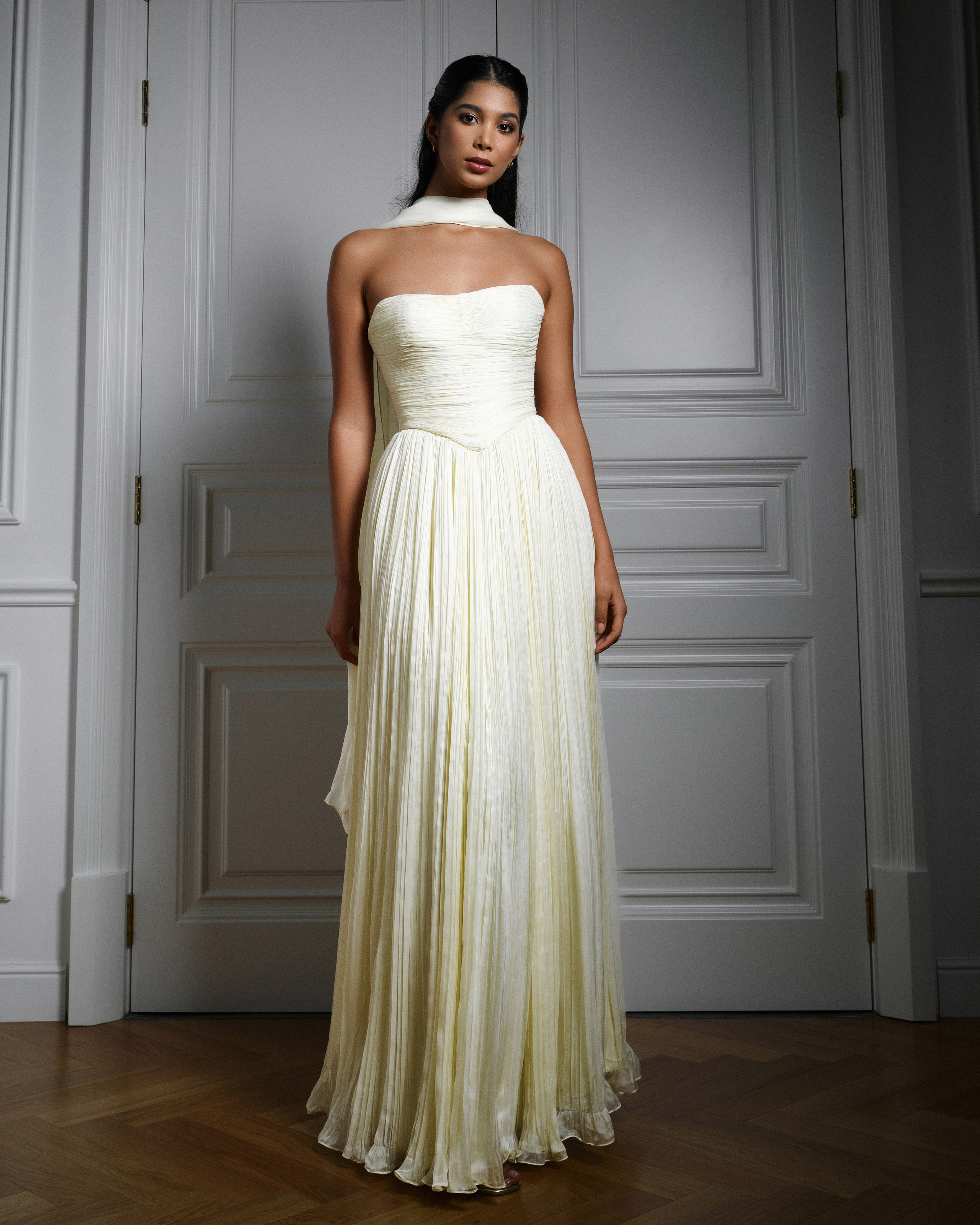 Brand Dress. NOIZOMAX Художественный фотограф в Дубай