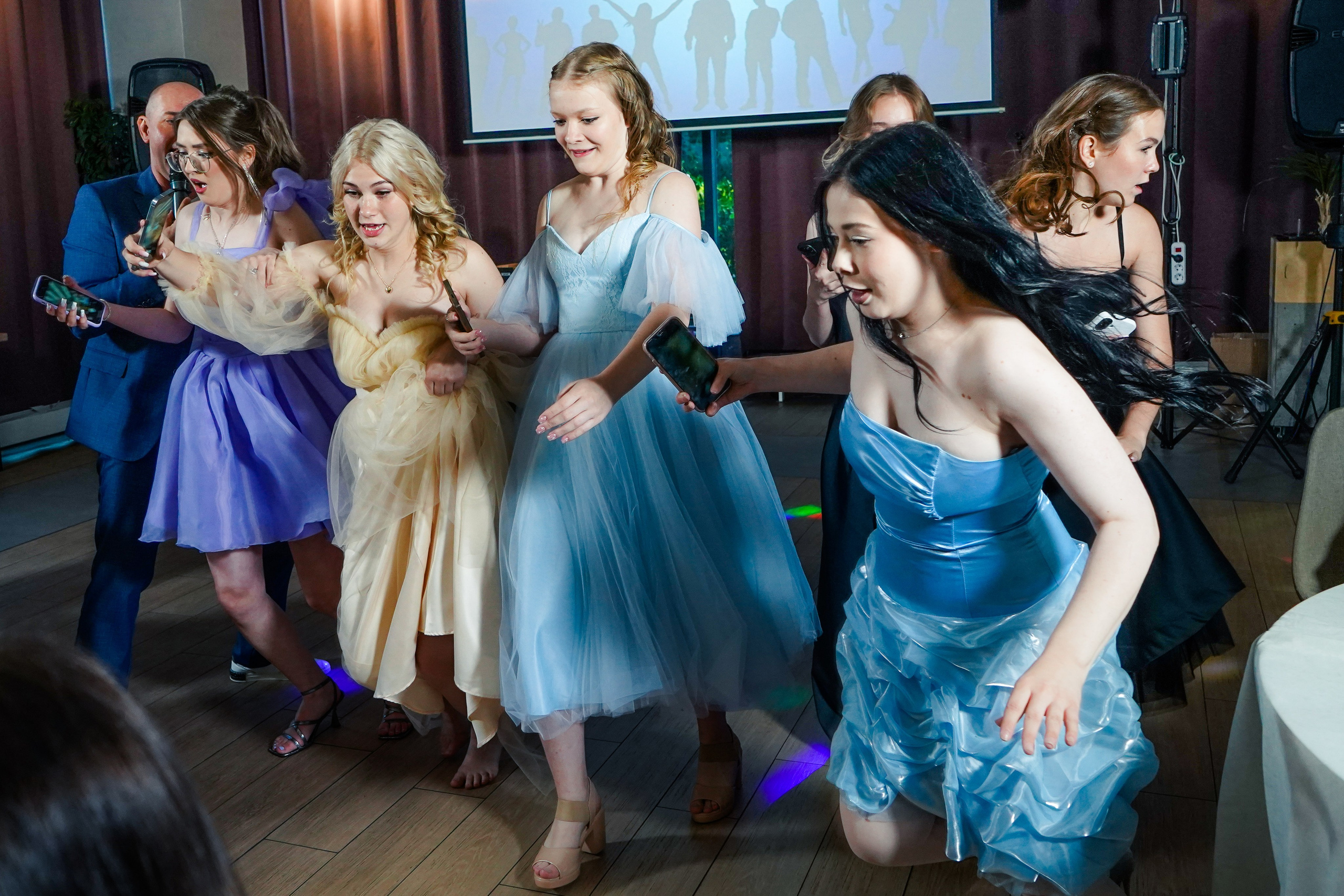 Выпускной вечер, гимназия № 40, 9 класс. Семейный и портретный фотограф в Екатеринбурге Анна Лобанова