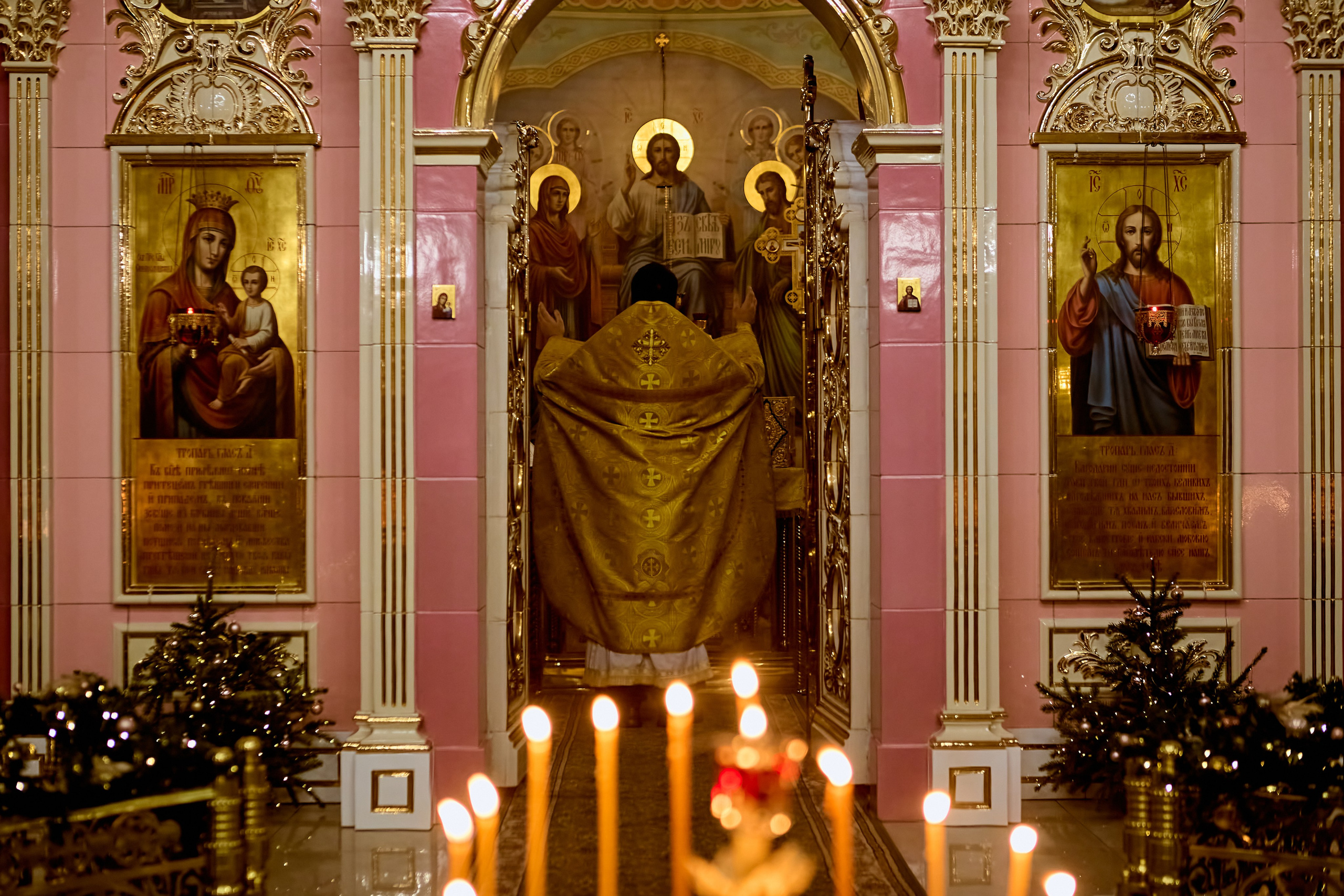 Литургия в Новогоднюю Ночь 2025