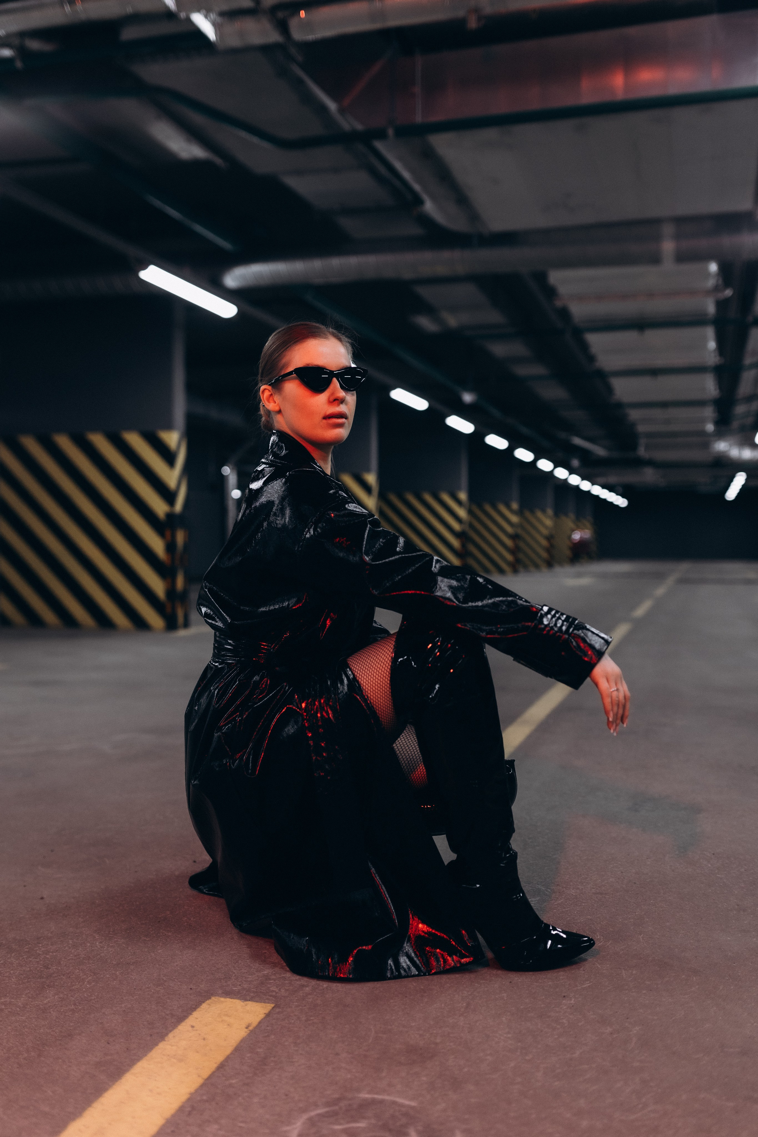 Наташа и парковка. Фотограф Артем Бросов в Санкт-Петербурге и Дубае