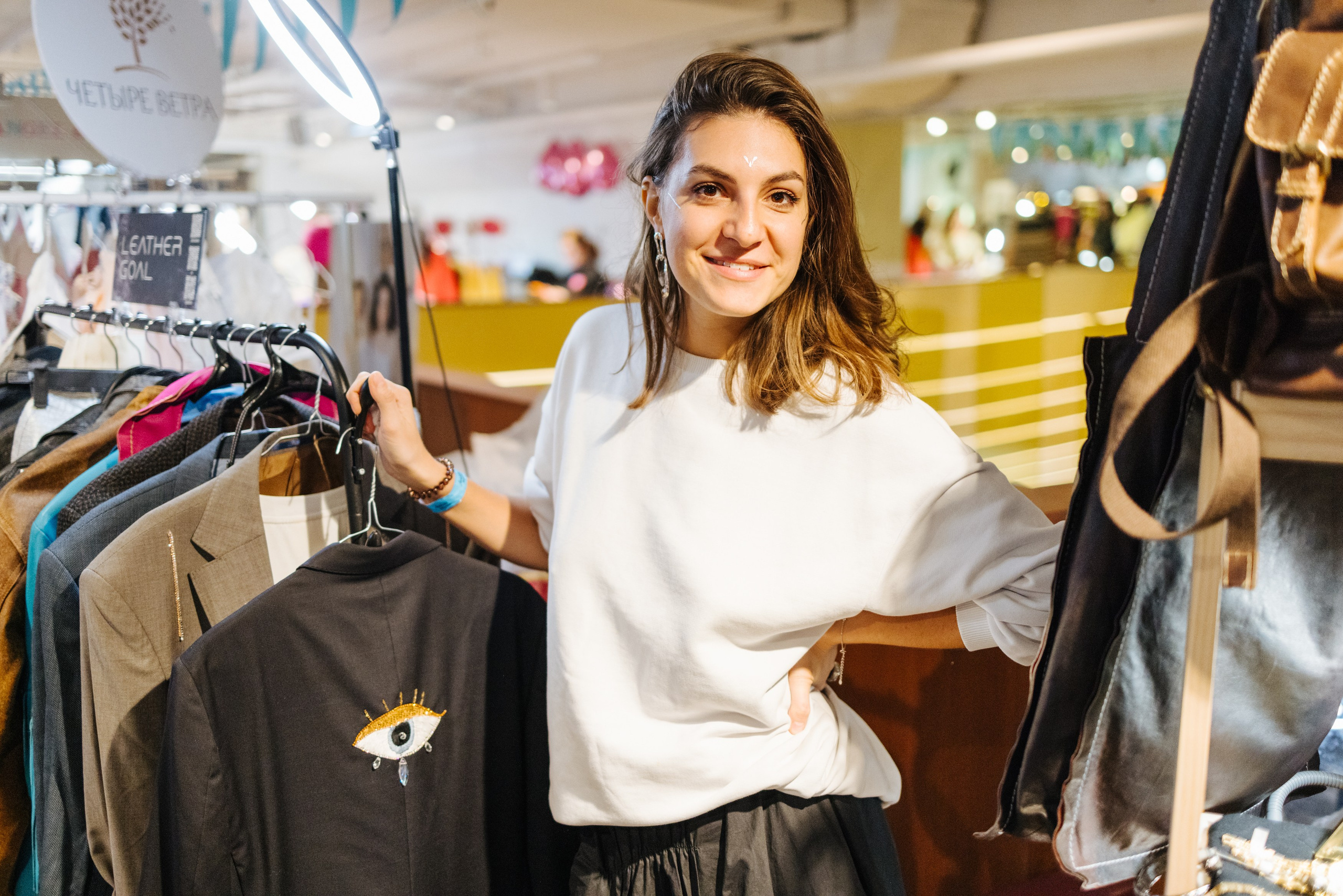 2–3 марта 2024 в пространстве «Три вокзала. Депо» / День 1 / фото Валерий Белобеев. Фотоотчеты «Ламбада-маркета»