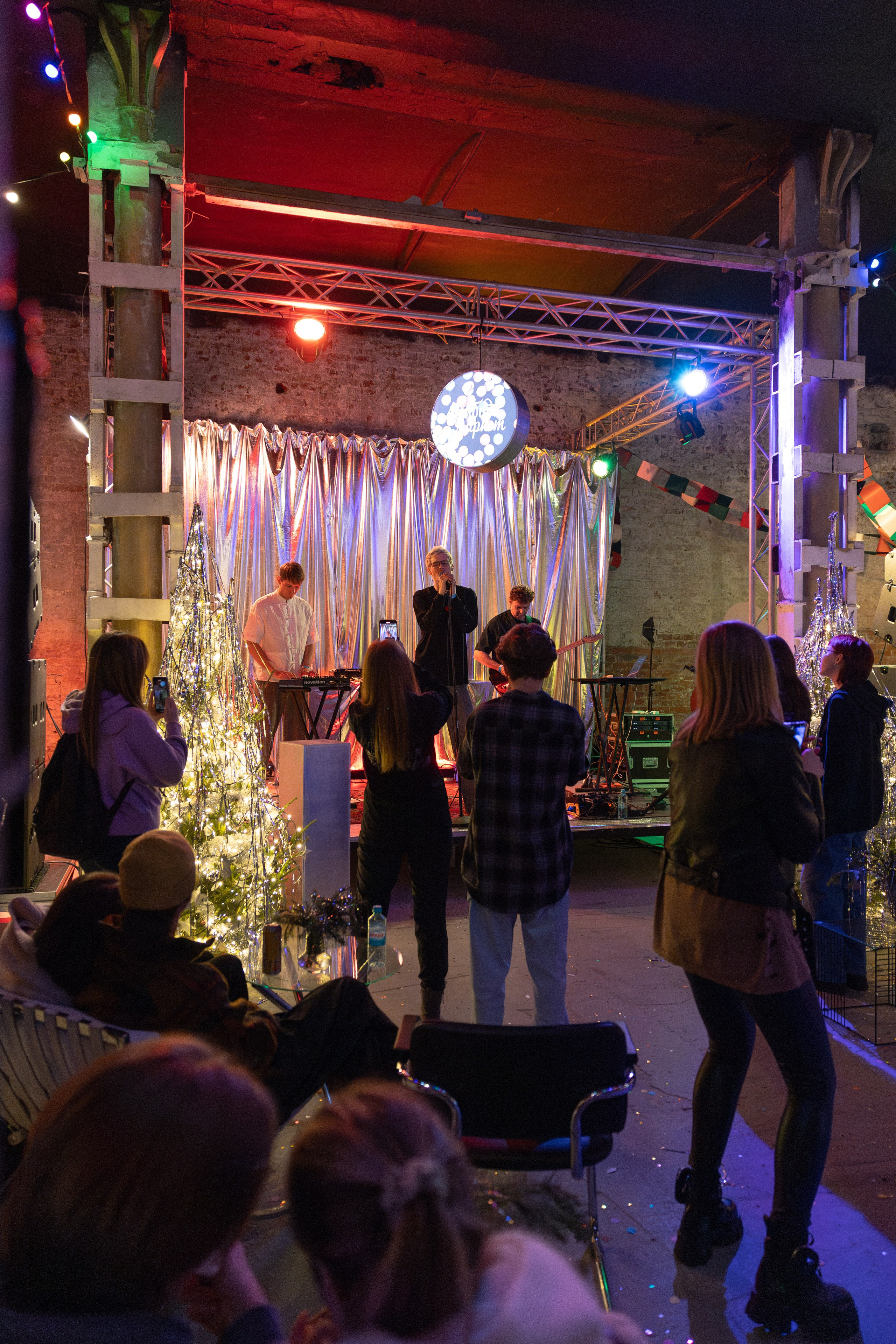 22 декабря 2024 в Типографии Сытина / фото Саша Жукова. Фотоотчеты «Ламбада-маркета»