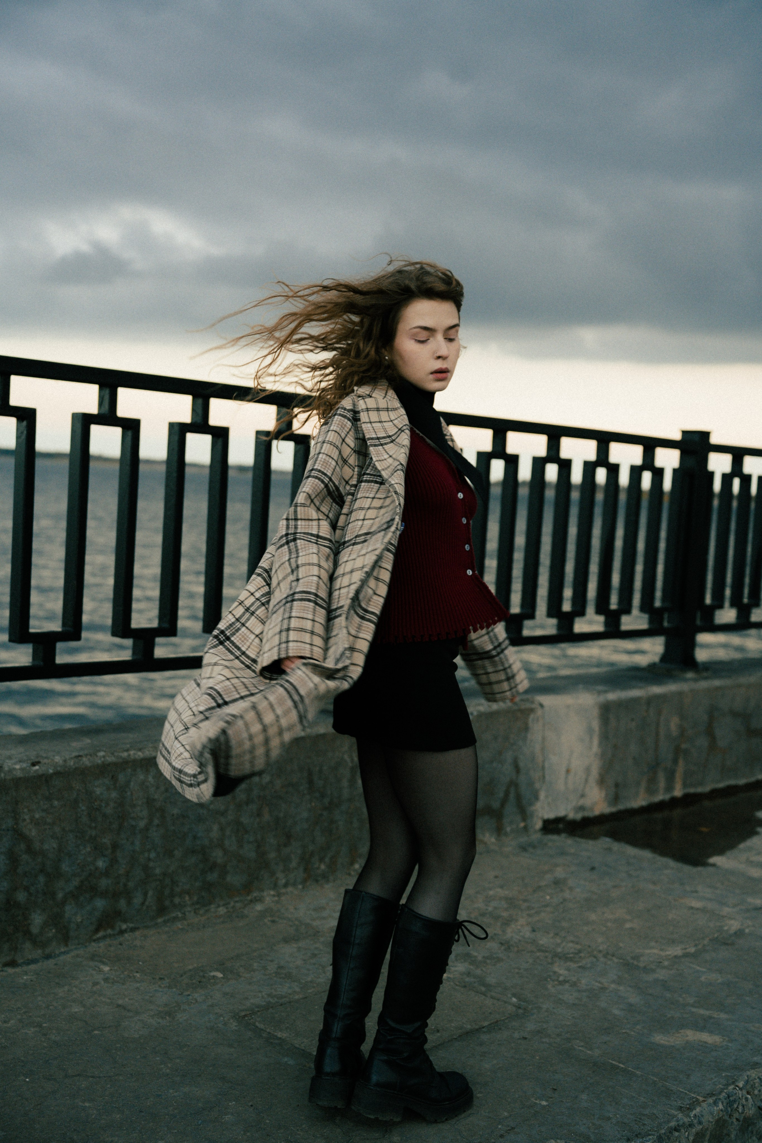 Осень, набережная, Поля. Фотограф Мариам Воробьева