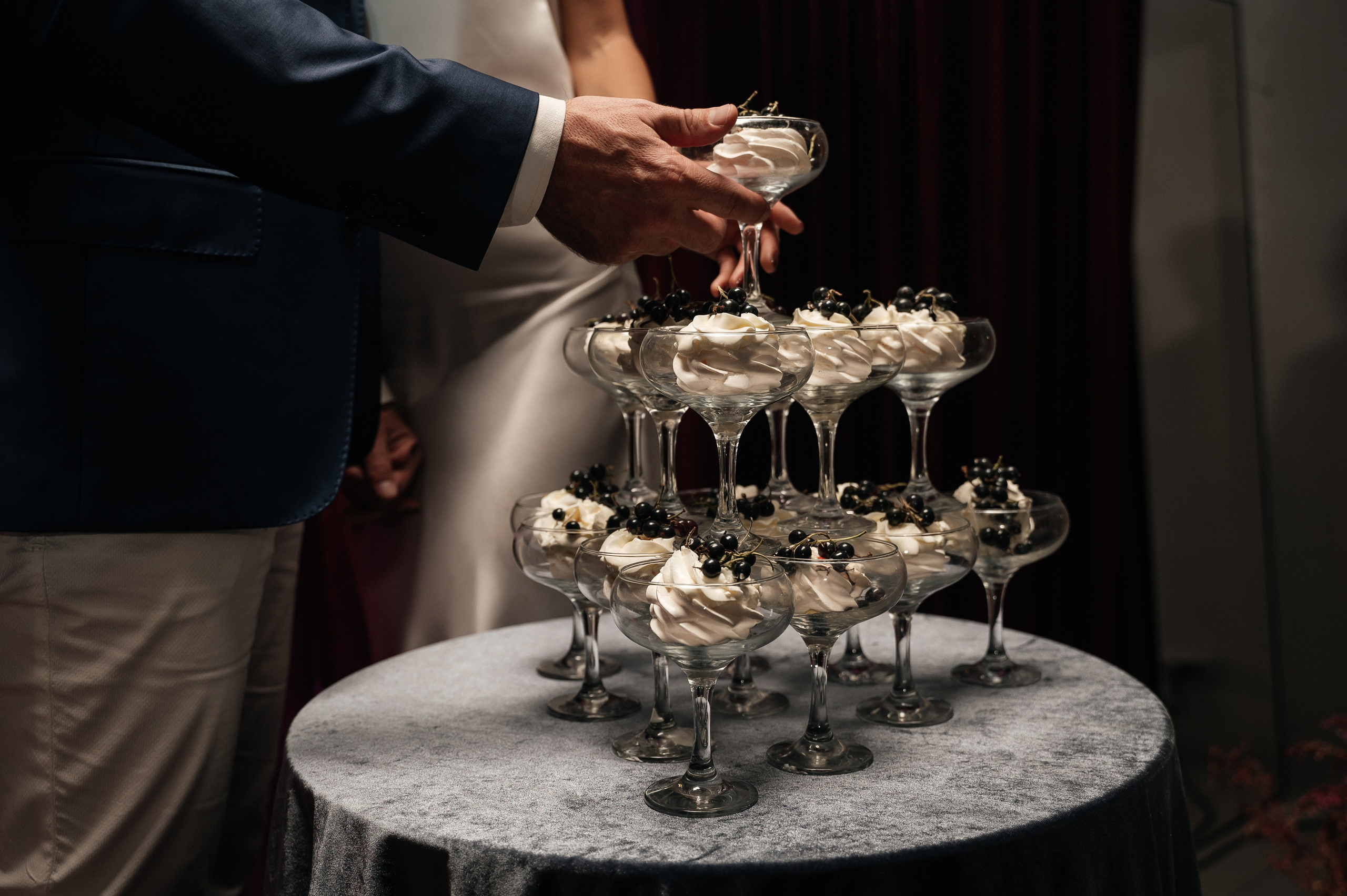 Красные линии. Свадебный и семейный фотограф в Красноярске Виктория Тимонина