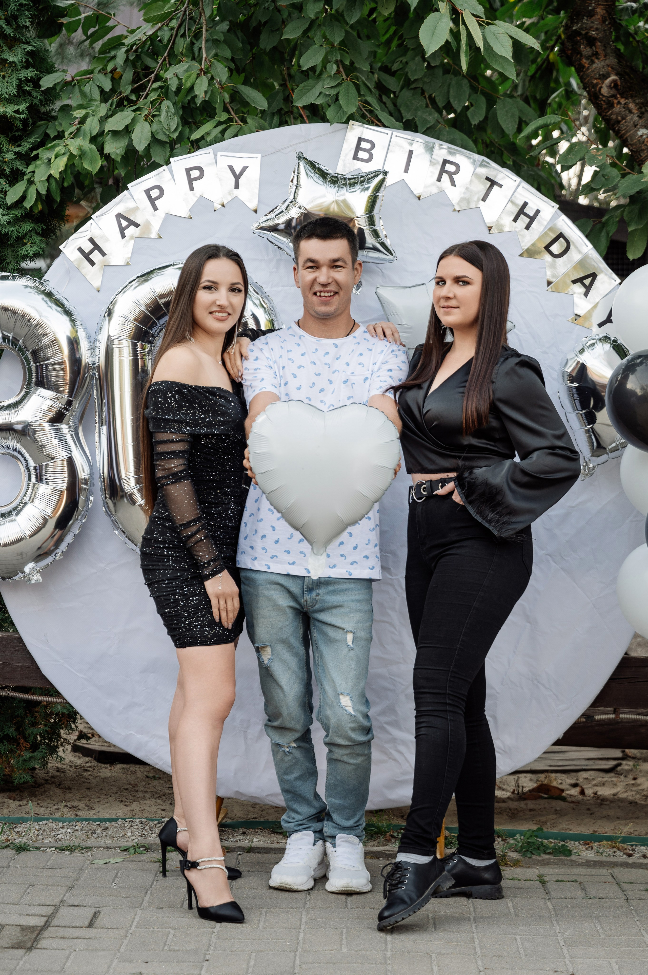 Мне сегодня 30 лет. Фотозона. Свадебный, семейный и репортажный фотограф. Брянск. Эльвира Голенкова