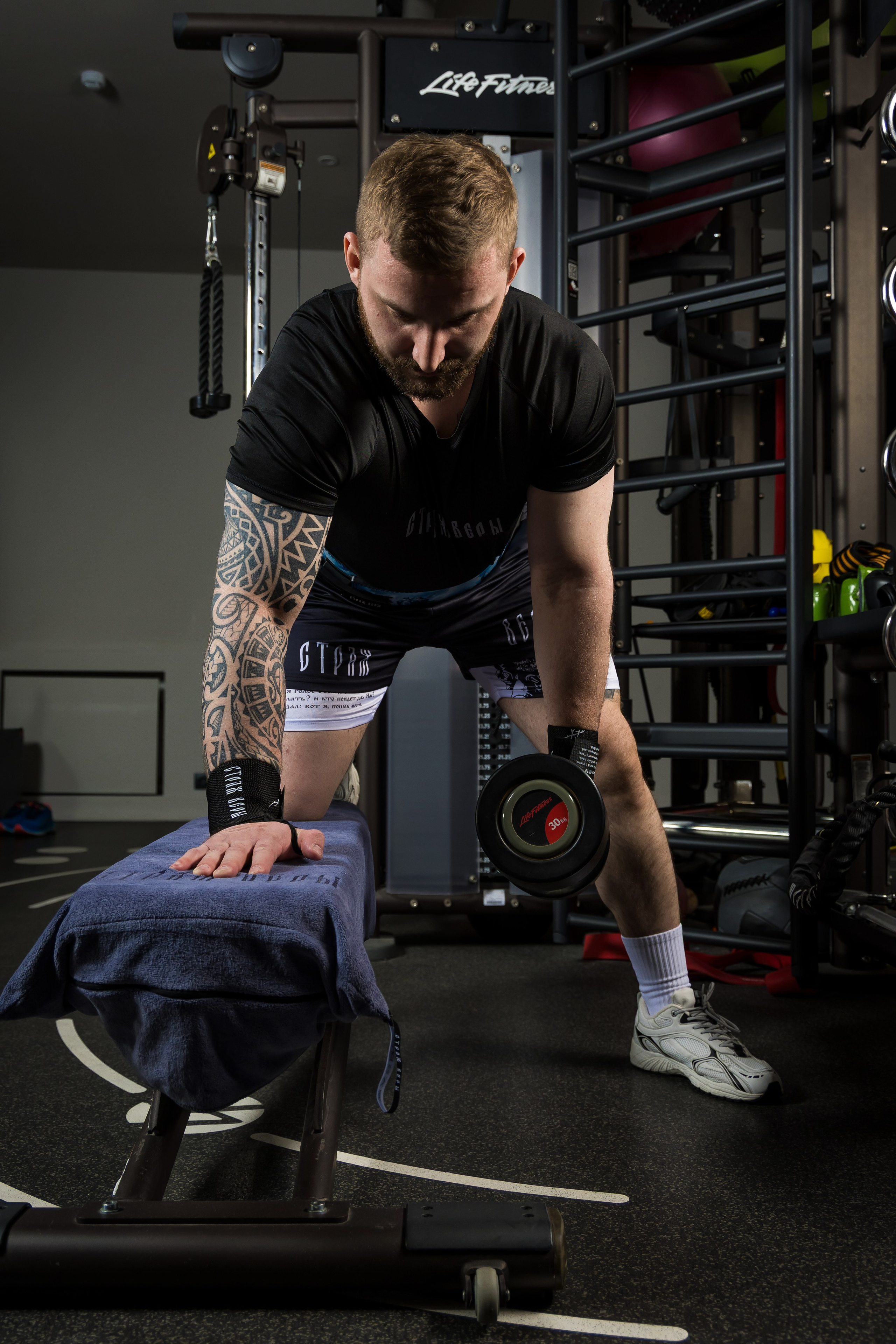 Спортивный инвентарь. Photomantis