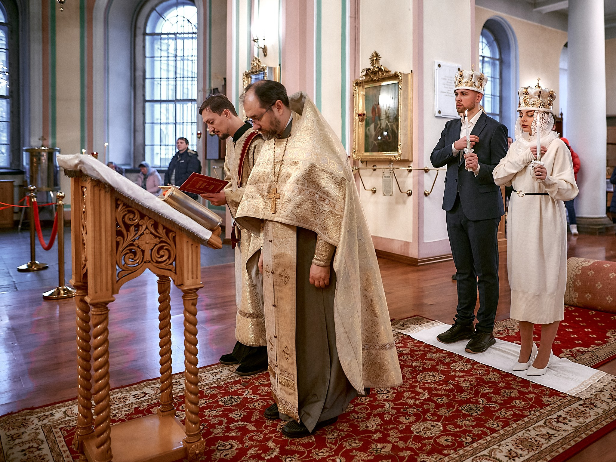 Венчание Артёма и Екатерины | Владимирский собор. Свадебный фотограф в Санкт-Петербурге Славин Денис