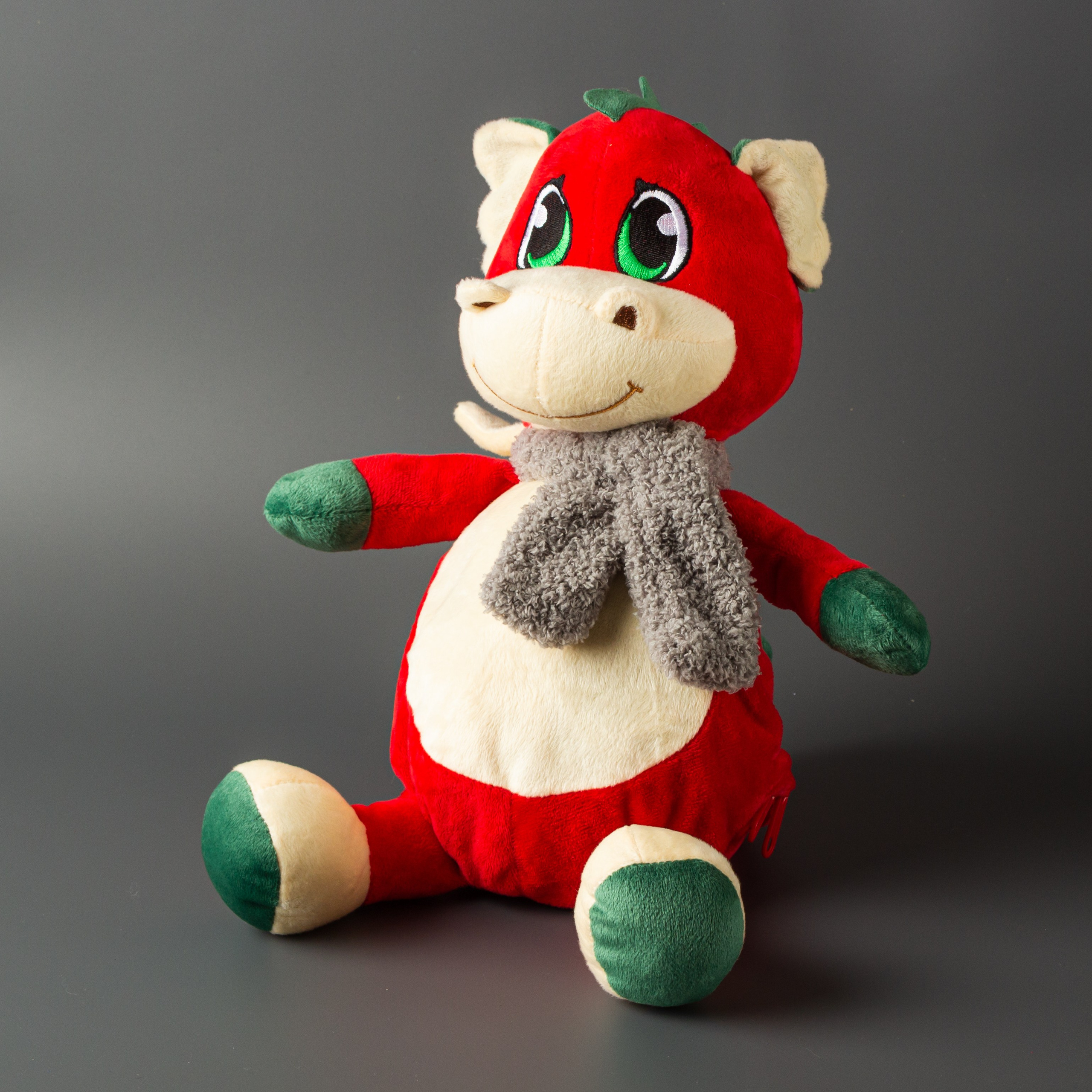 Подарки на сером. Александр Стряпунин — предметный фотограф в Улан-Удэ