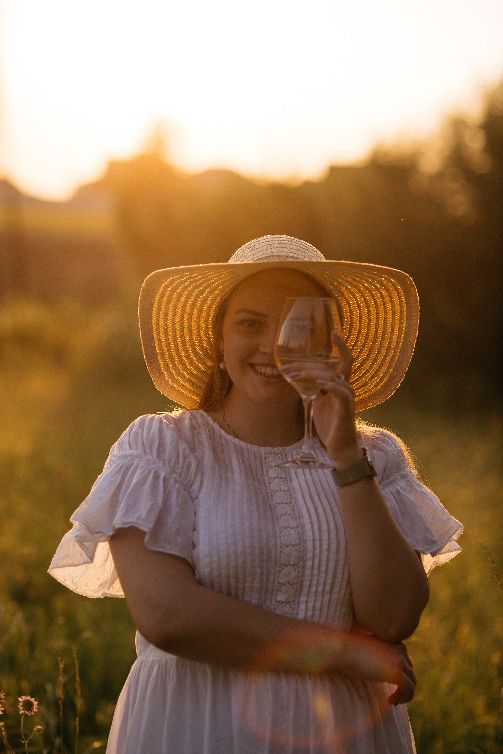 В цветущем поле. Свадебный фотограф Ижевск Петр Шишков