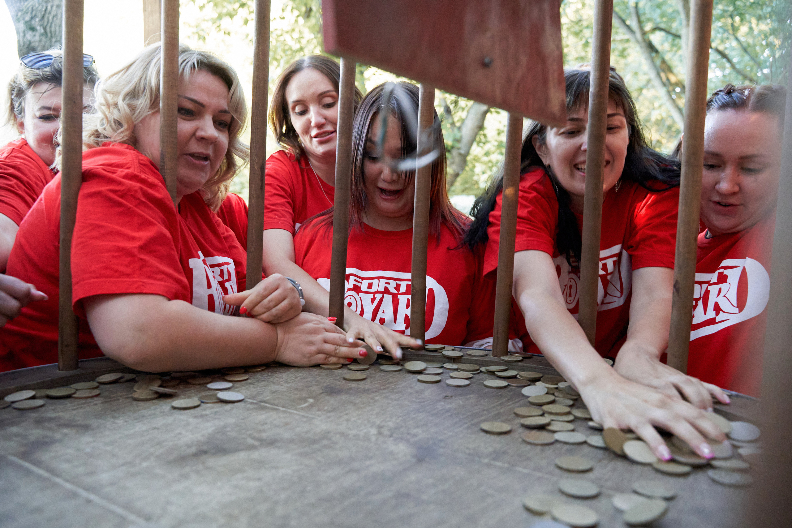 Фотограф на корпоратив в Перми. Праздничный фотограф Дмитрий Трифонов