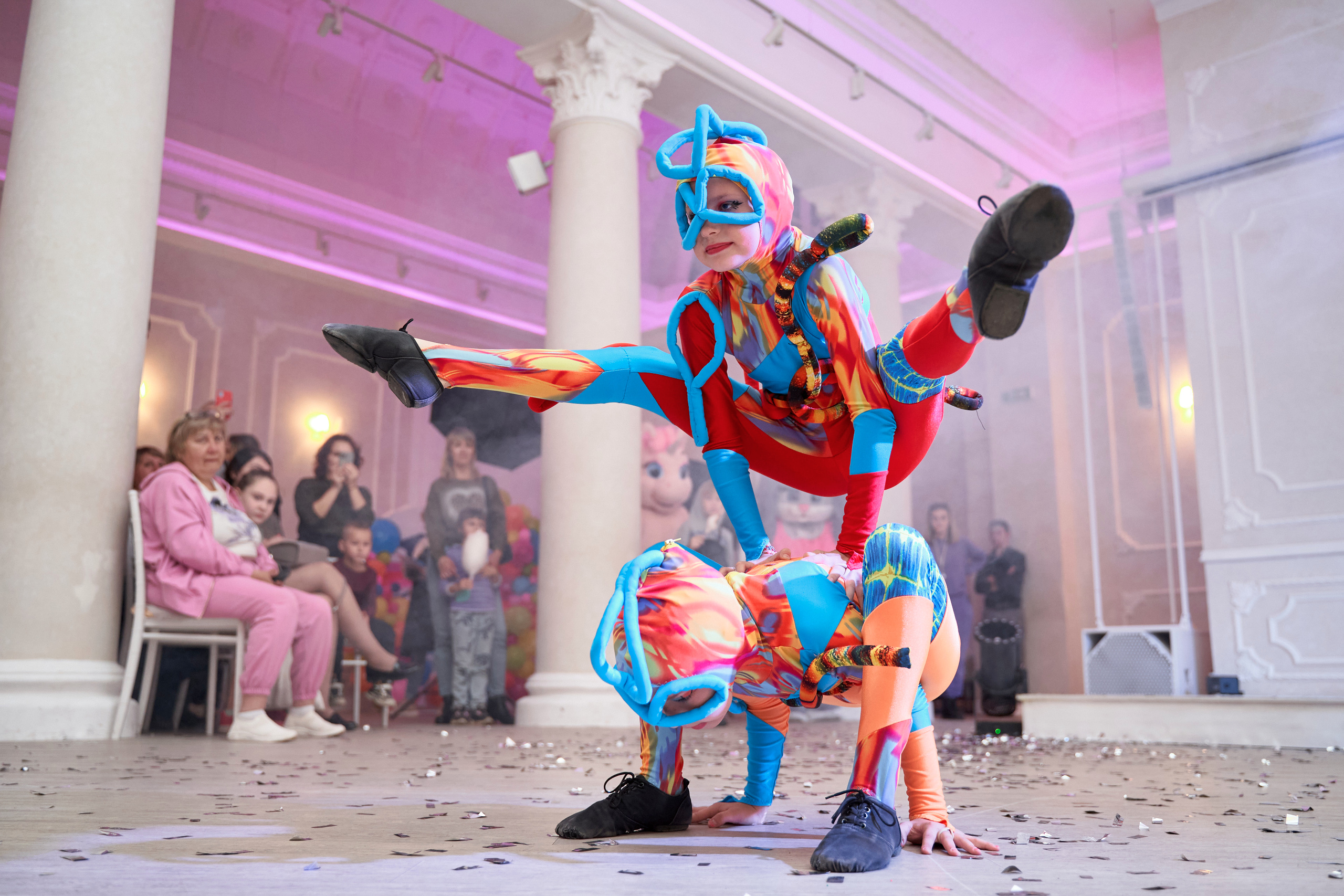 Дети выступают на празднике Пермь