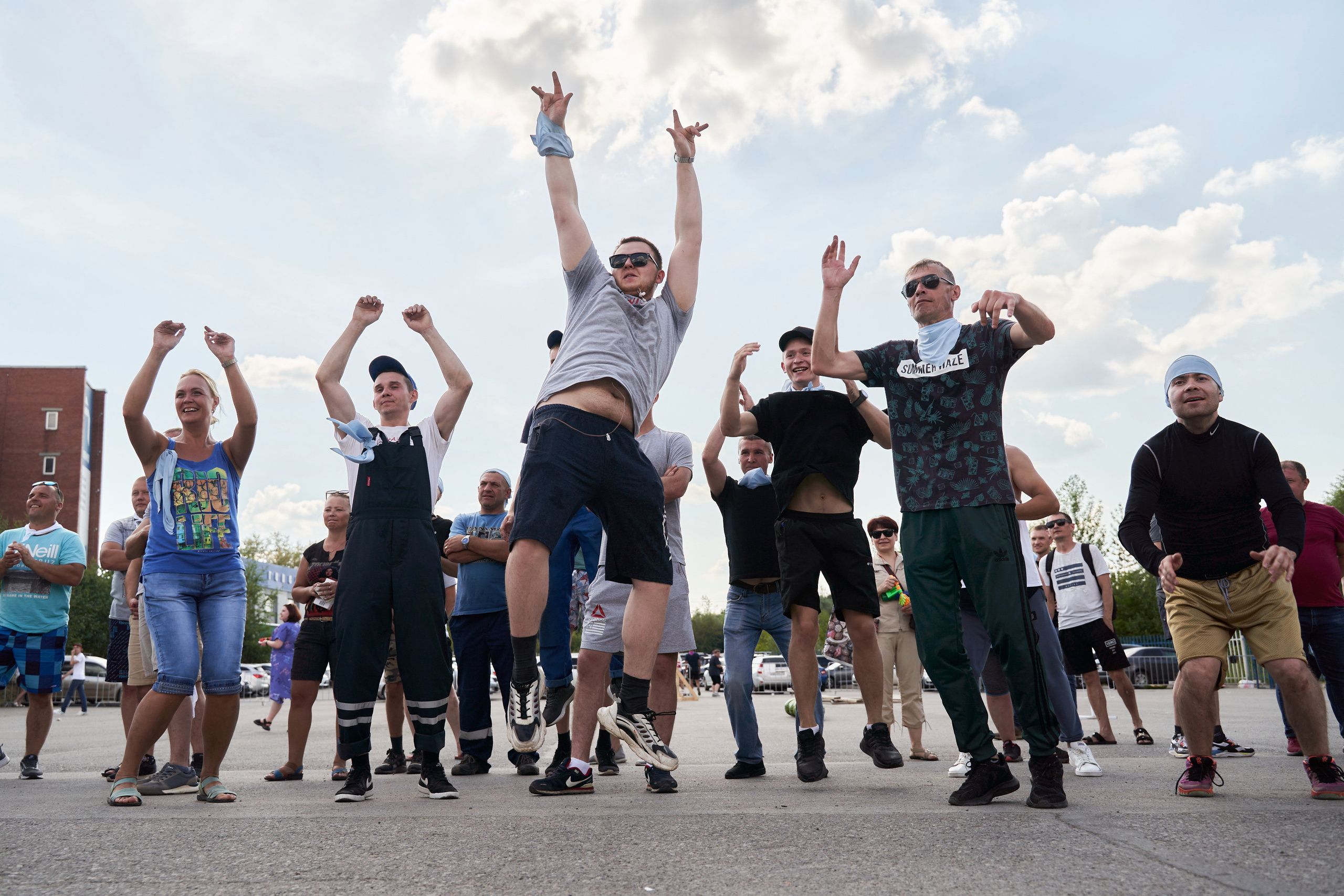 Фотограф на корпоратив в Перми. Праздничный фотограф Дмитрий Трифонов