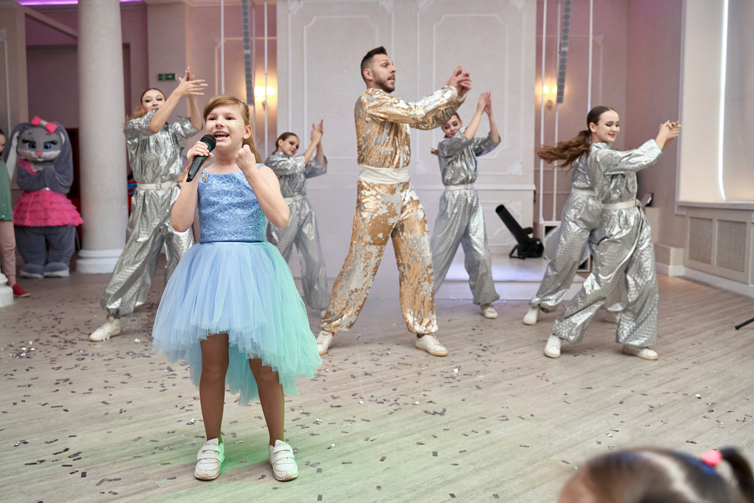 Дети выступают на празднике Пермь