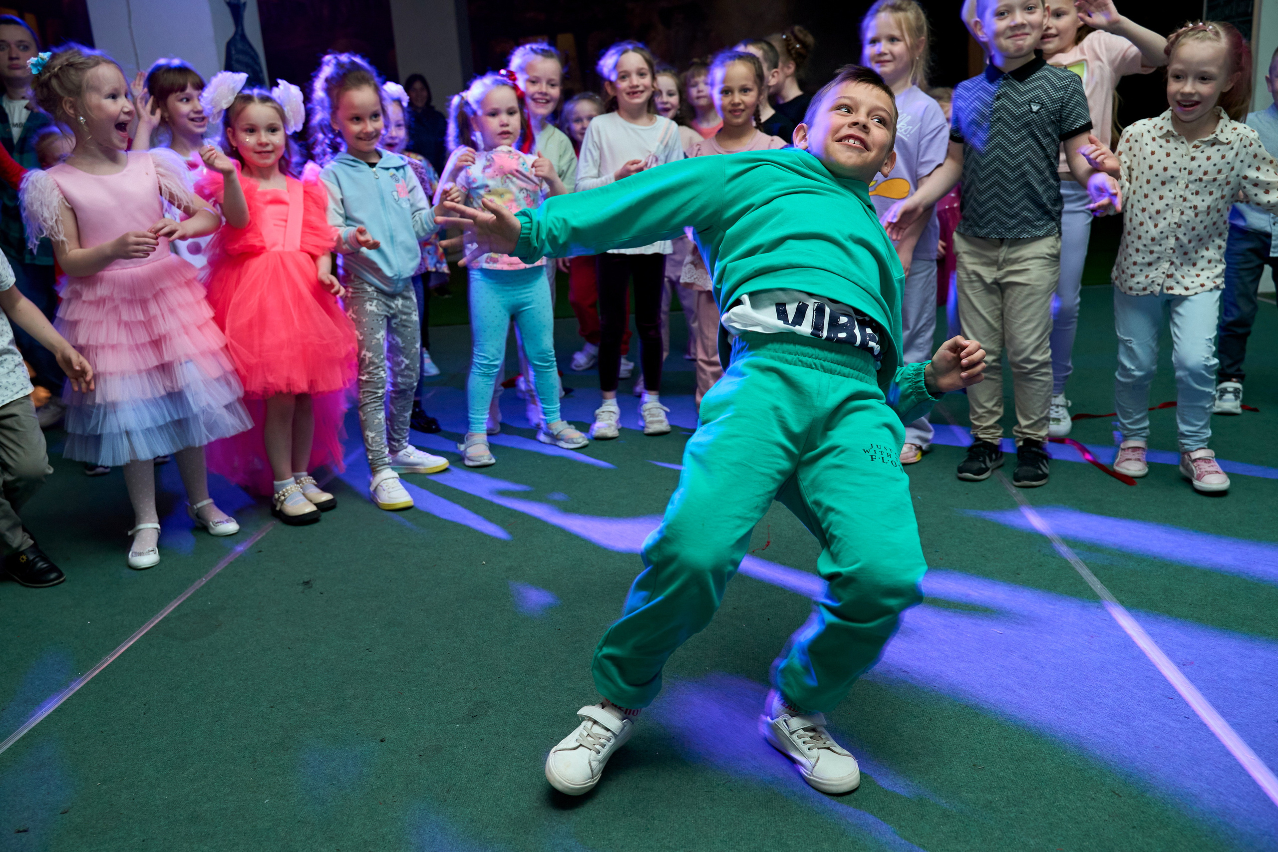 Фотограф на выпускной в Перми. Праздничный фотограф Дмитрий Трифонов