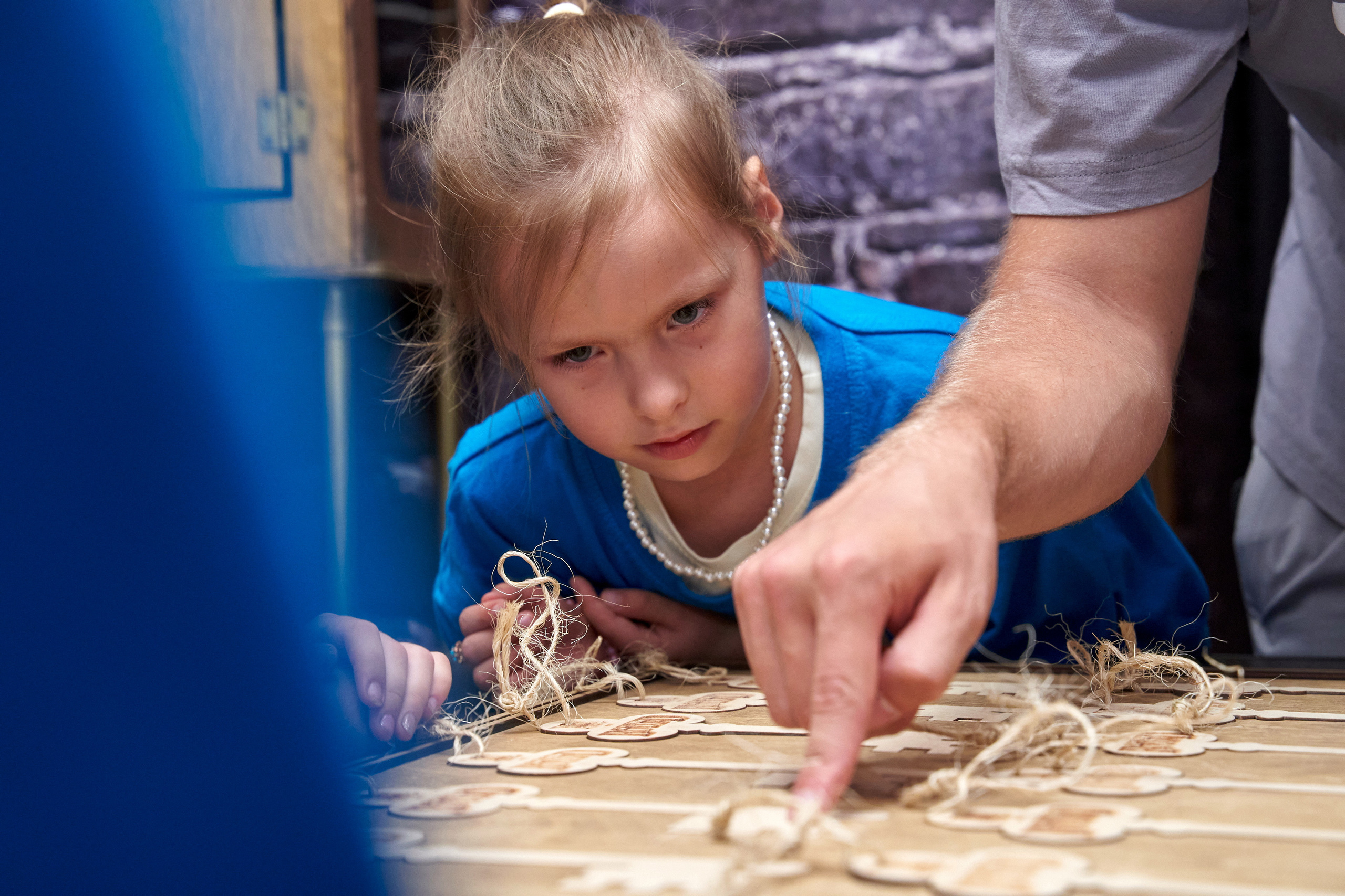 Дети играют на квест-шоу Пермь