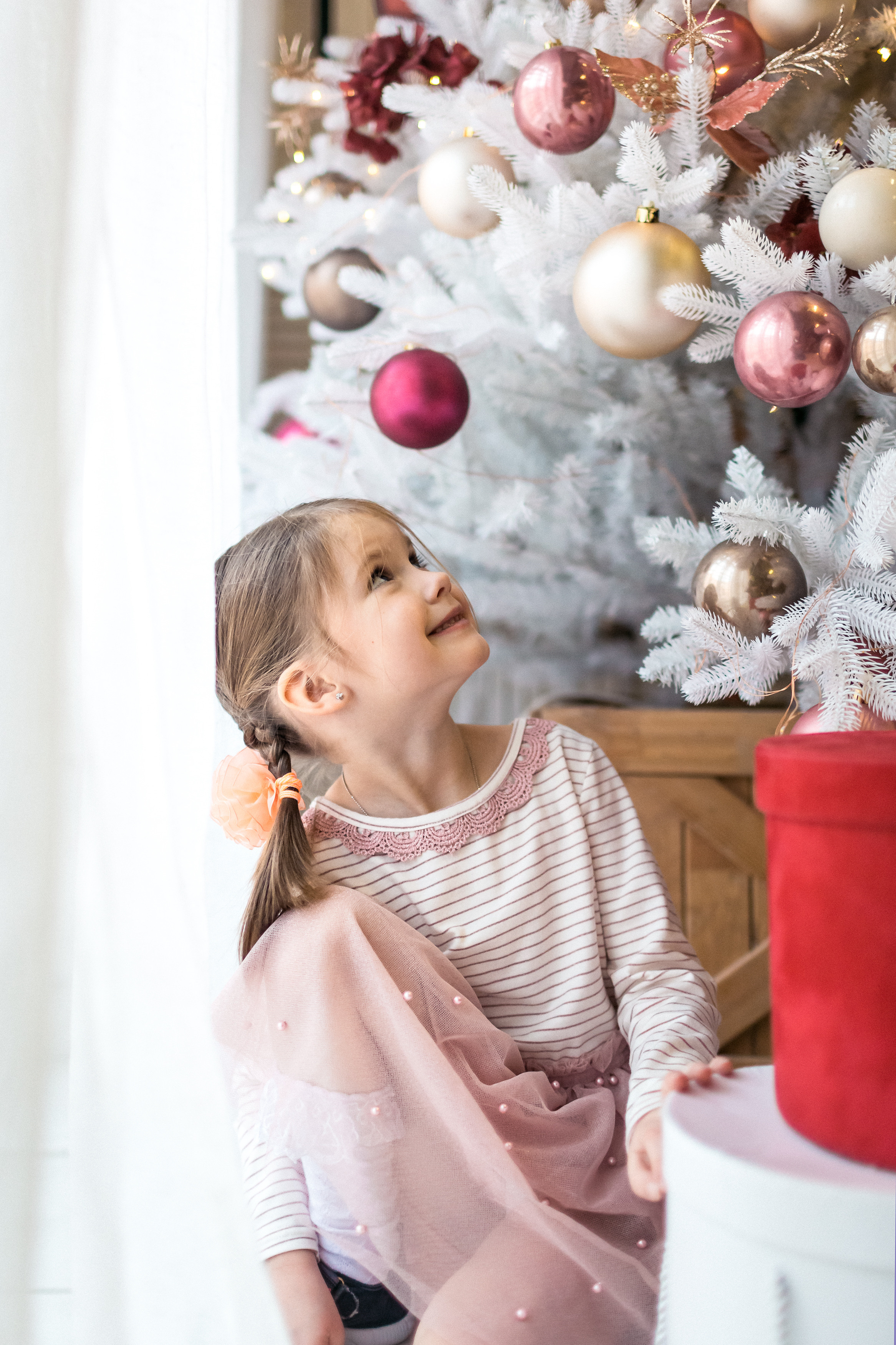 Новогодняя фотосессия в студии. Ирина Носова - семейный и детский фотограф