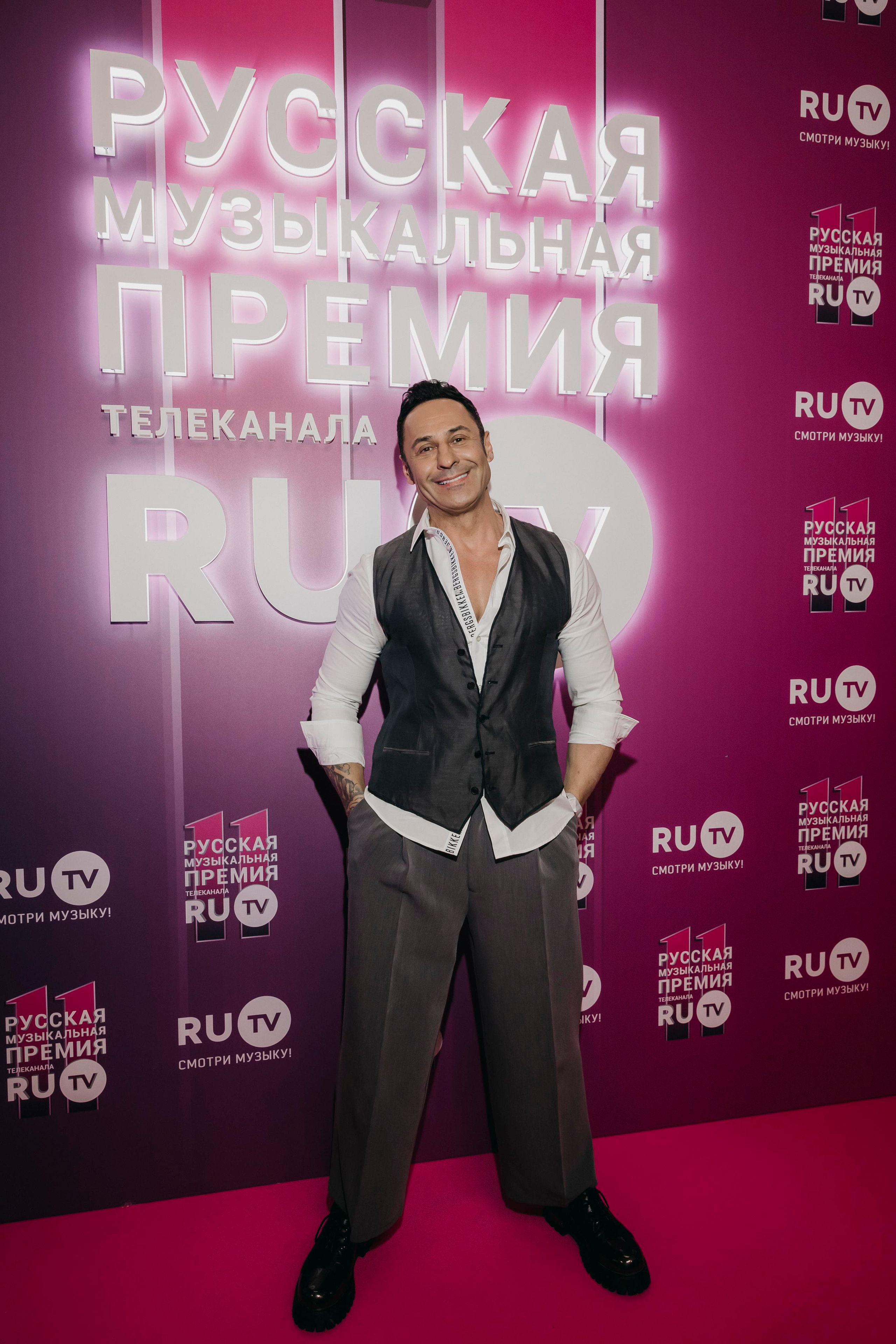 Стас Костюшкин на Русской Музыкальной Премии телеканала RU.TV