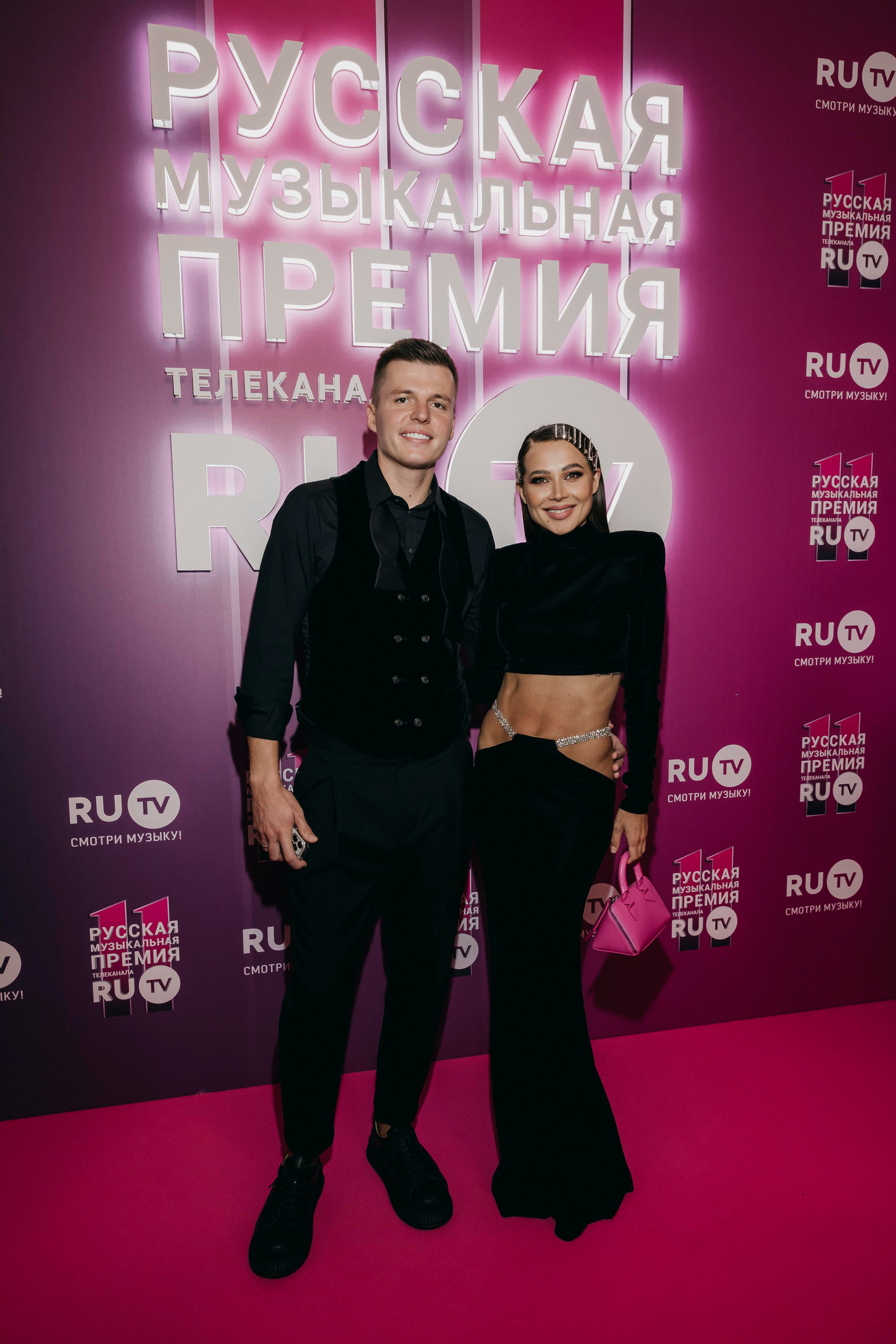 Артем и Валерия Чекалины на Русской Музыкальной Премии телеканала RU.TV