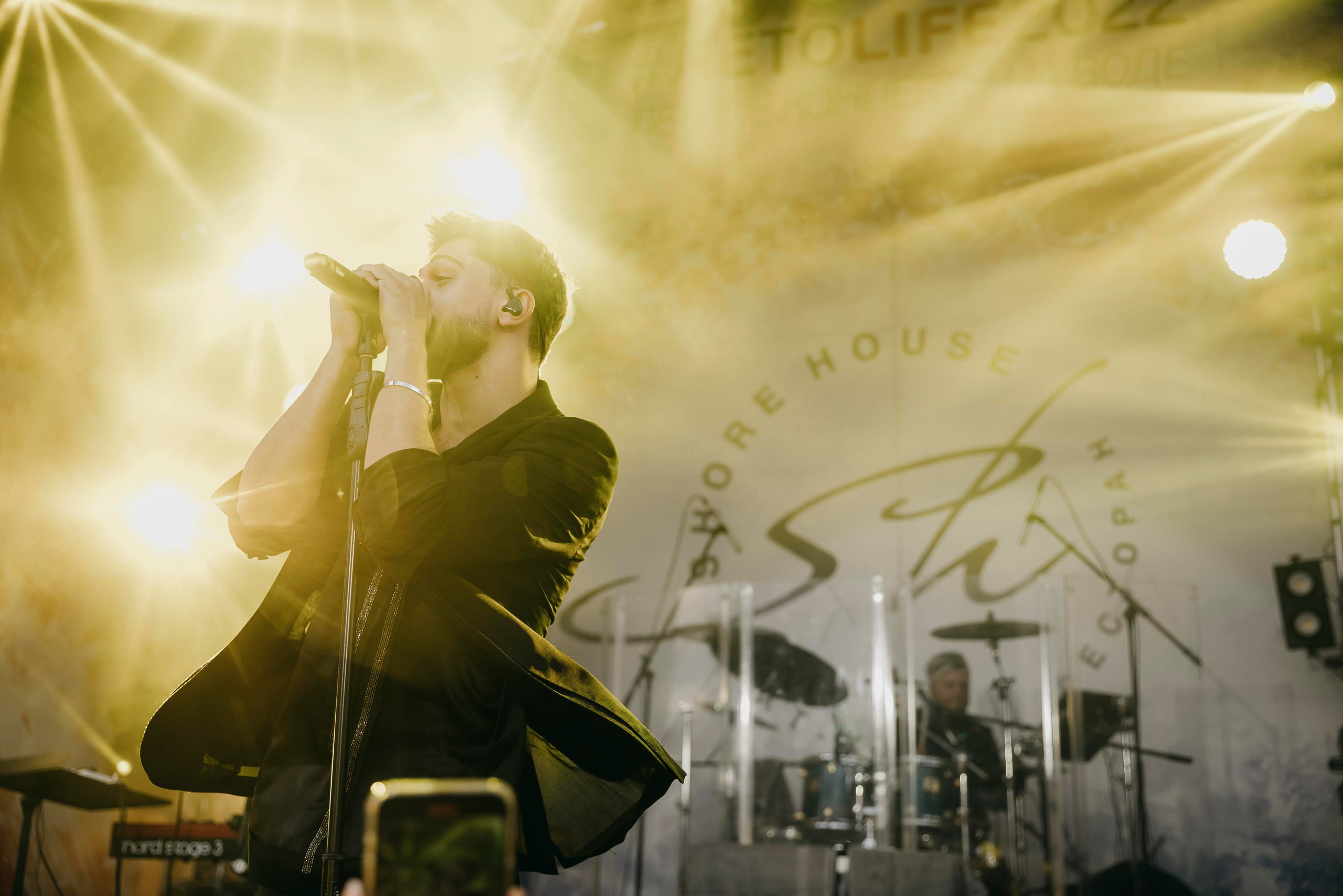 JONY #ЛЕТОLIFE В SHORE HOUSE: СЕЗОН 2022. «Птичка на проводе»: информационный портал в Москве