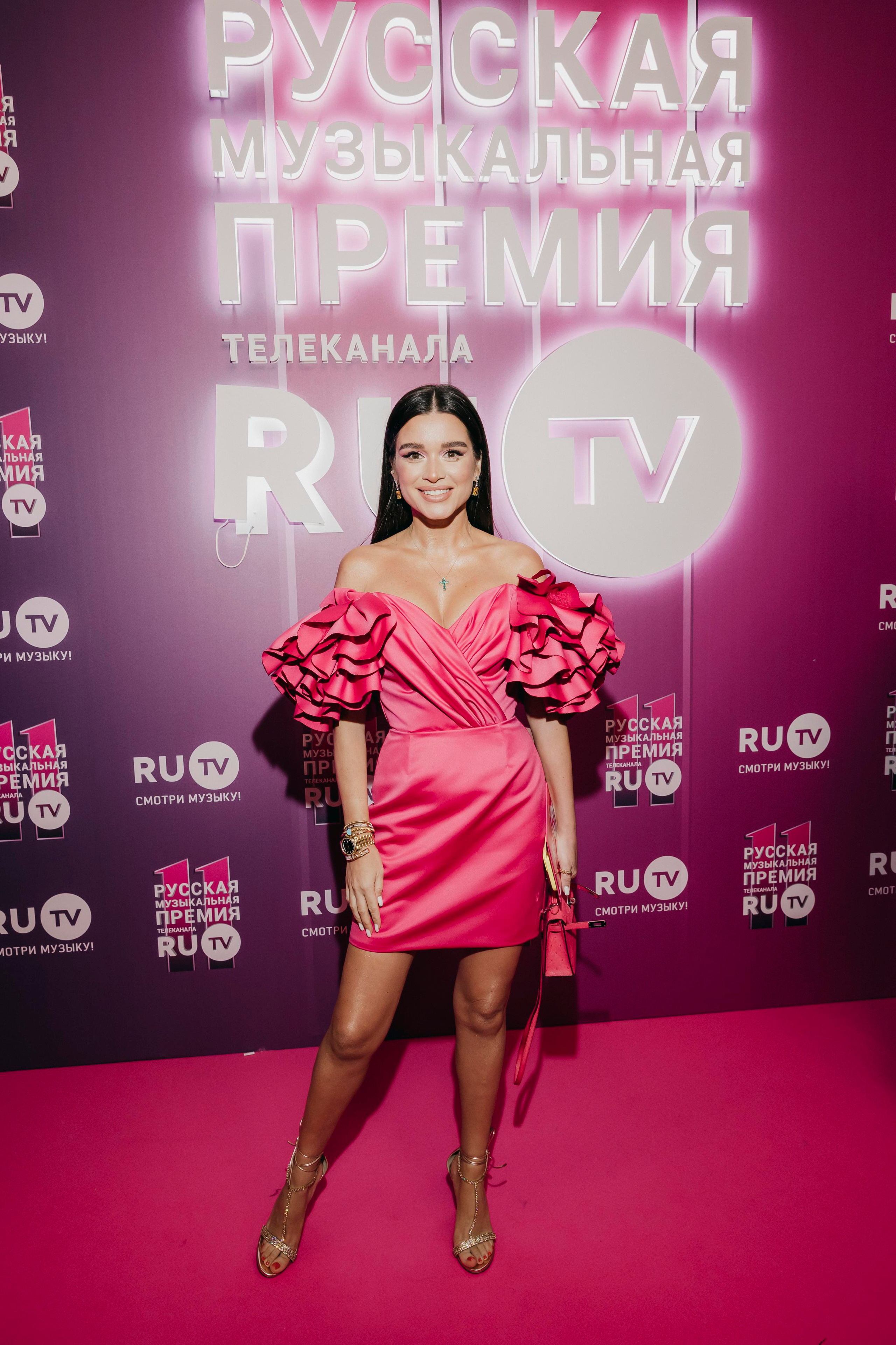 Ксения Бородина на Русской Музыкальной Премии телеканала RU.TV