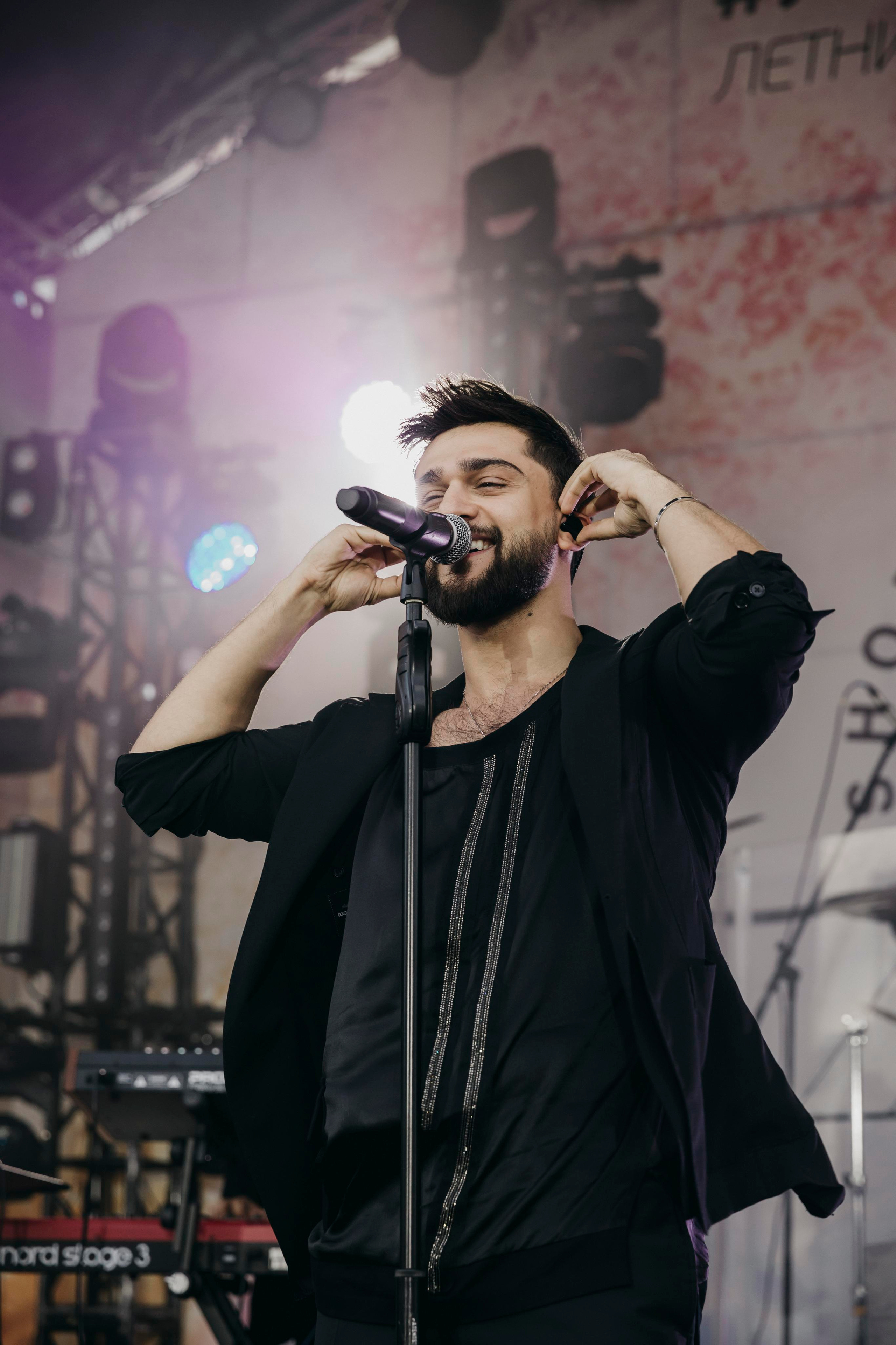 JONY #ЛЕТОLIFE В SHORE HOUSE: СЕЗОН 2022. «Птичка на проводе»: информационный портал в Москве