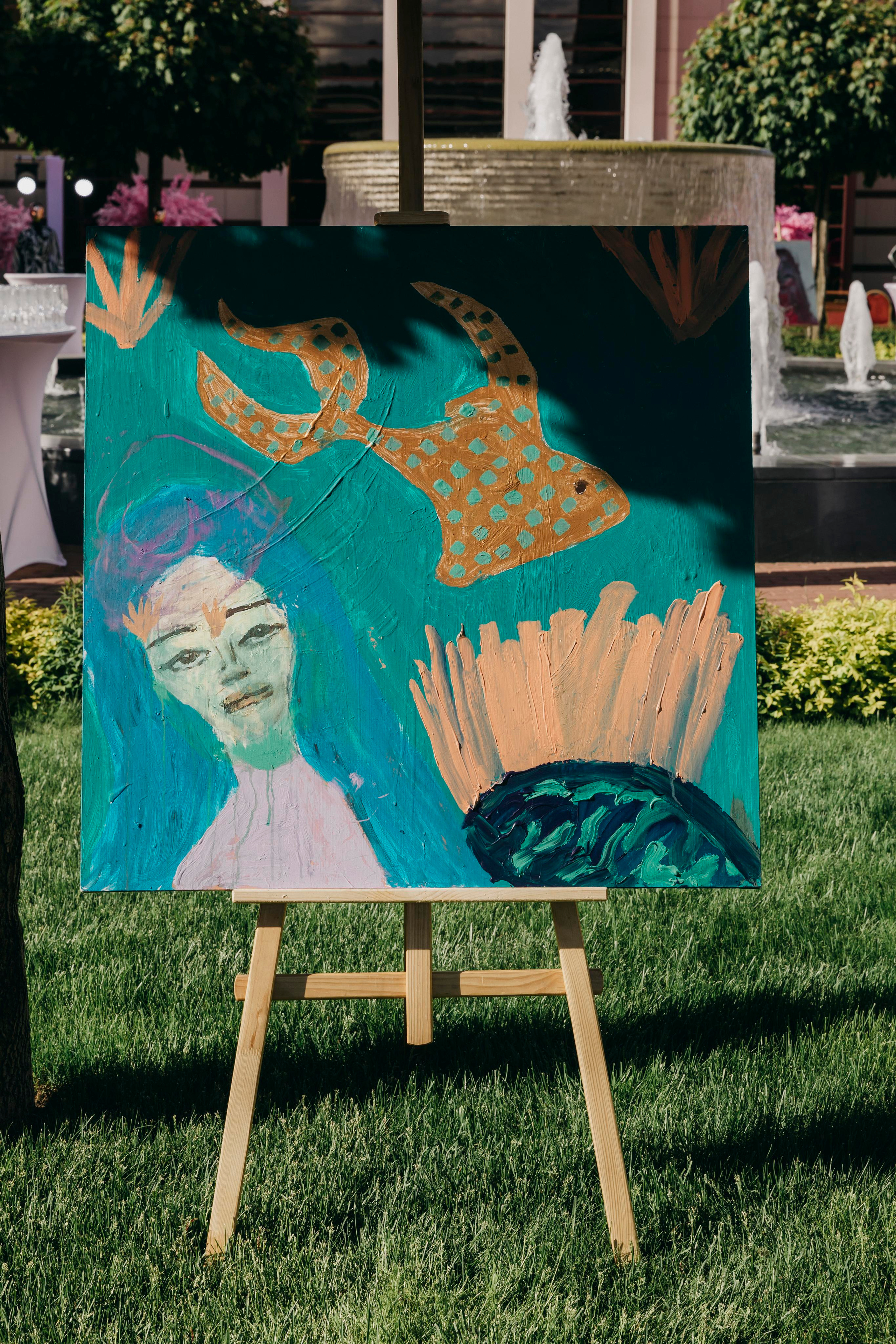 Татьяна Плаксина и Аника Керимова представили коллекцию одежды. «Птичка на проводе»: информационный портал в Москве