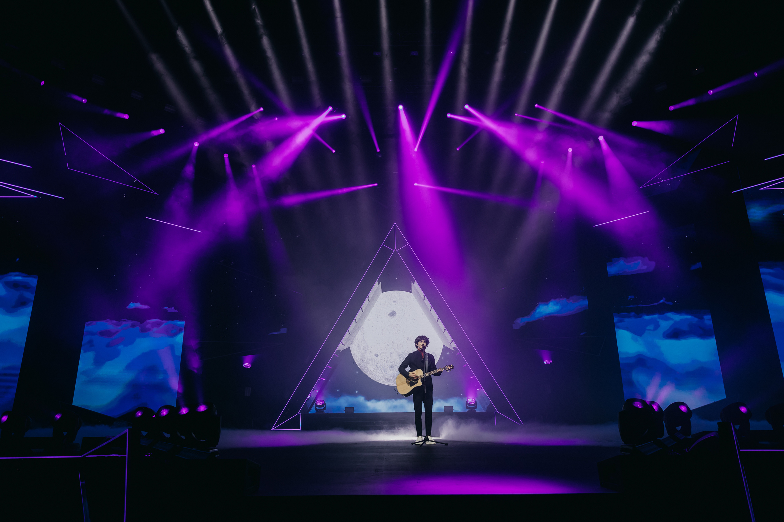 Amirchik на концерте ЖАРА MEDIA AWARDS 2022